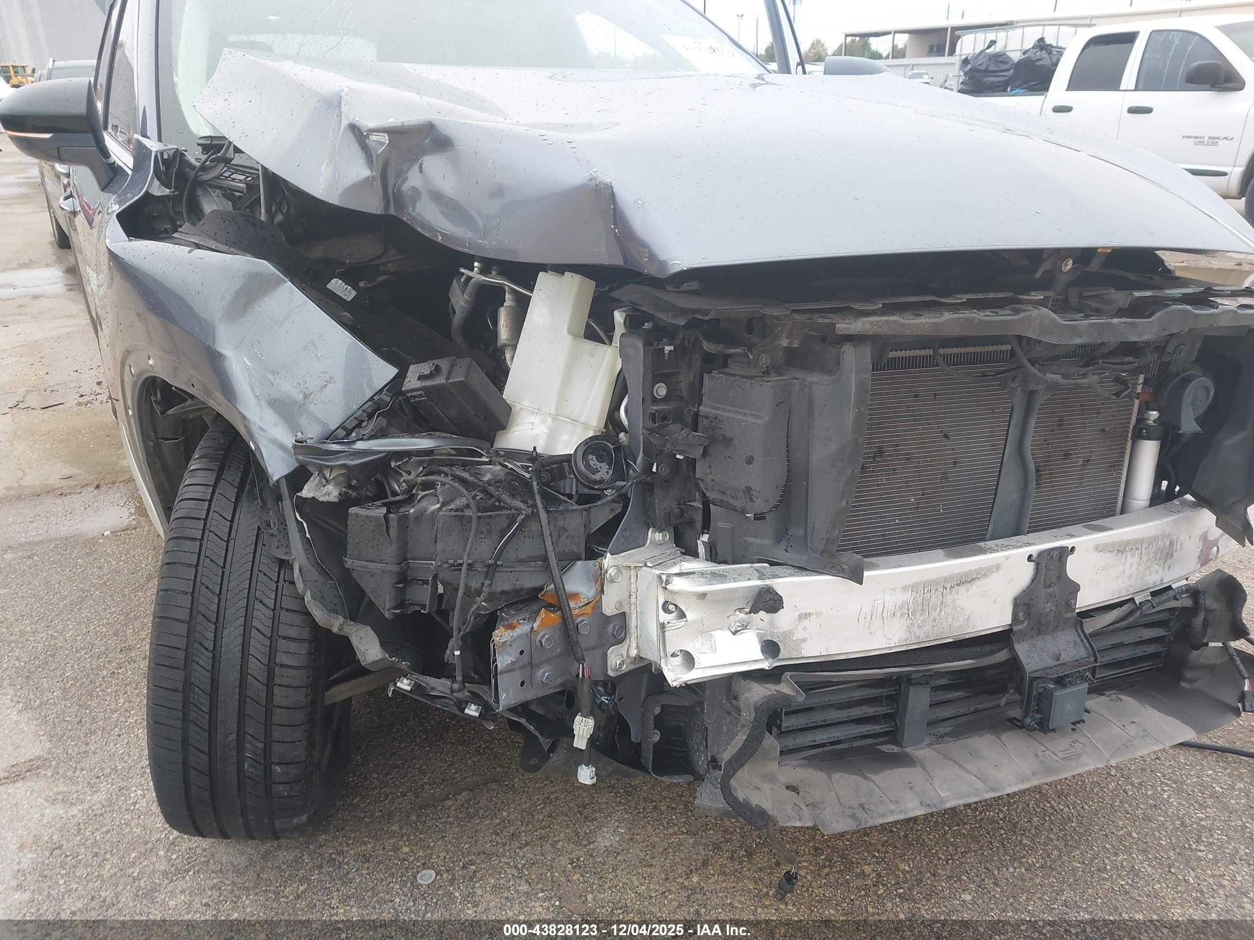 INFINITI QX60 image 6