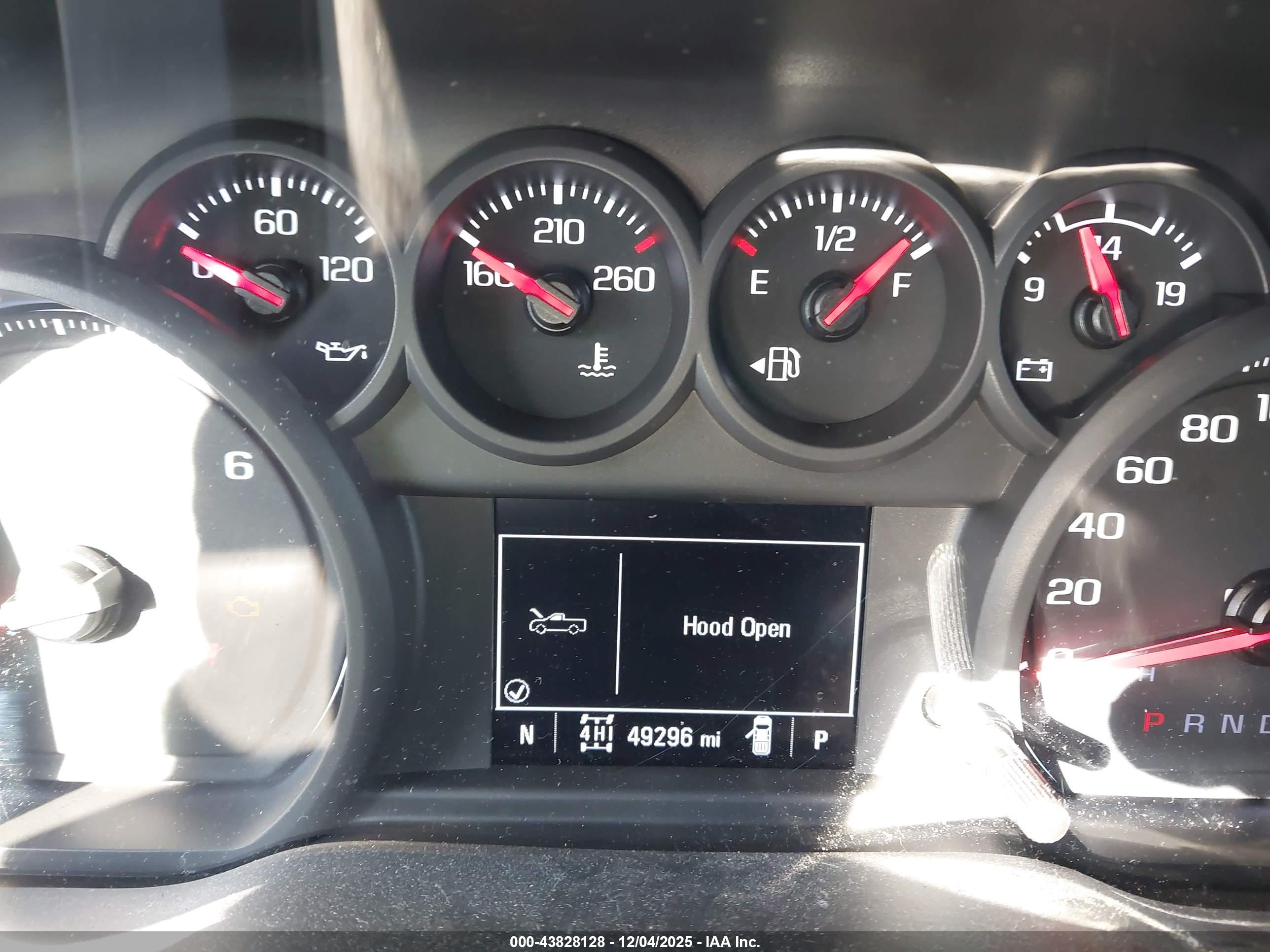 CHEVROLET SILVERADO image 7