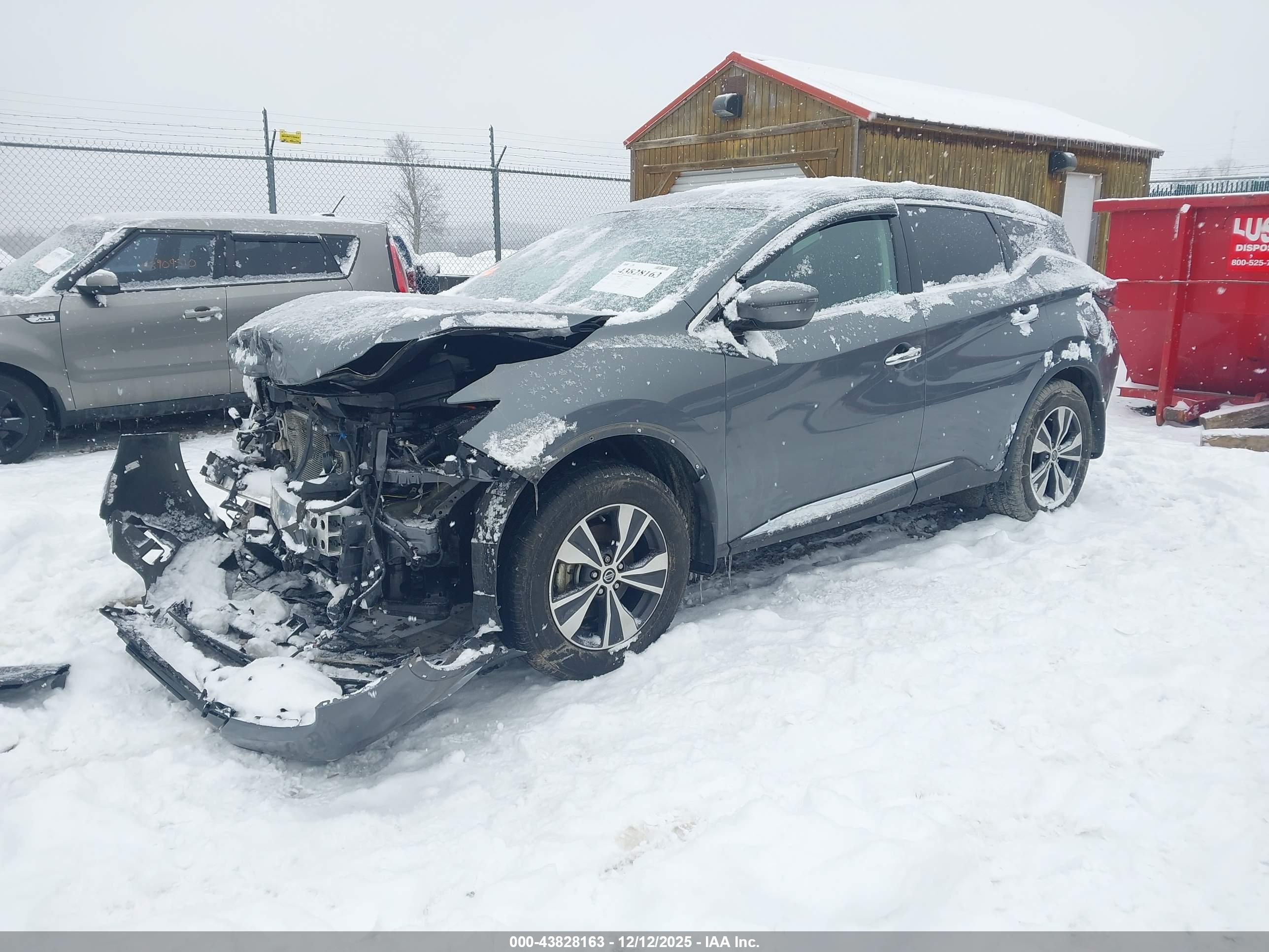 NISSAN MURANO image 2