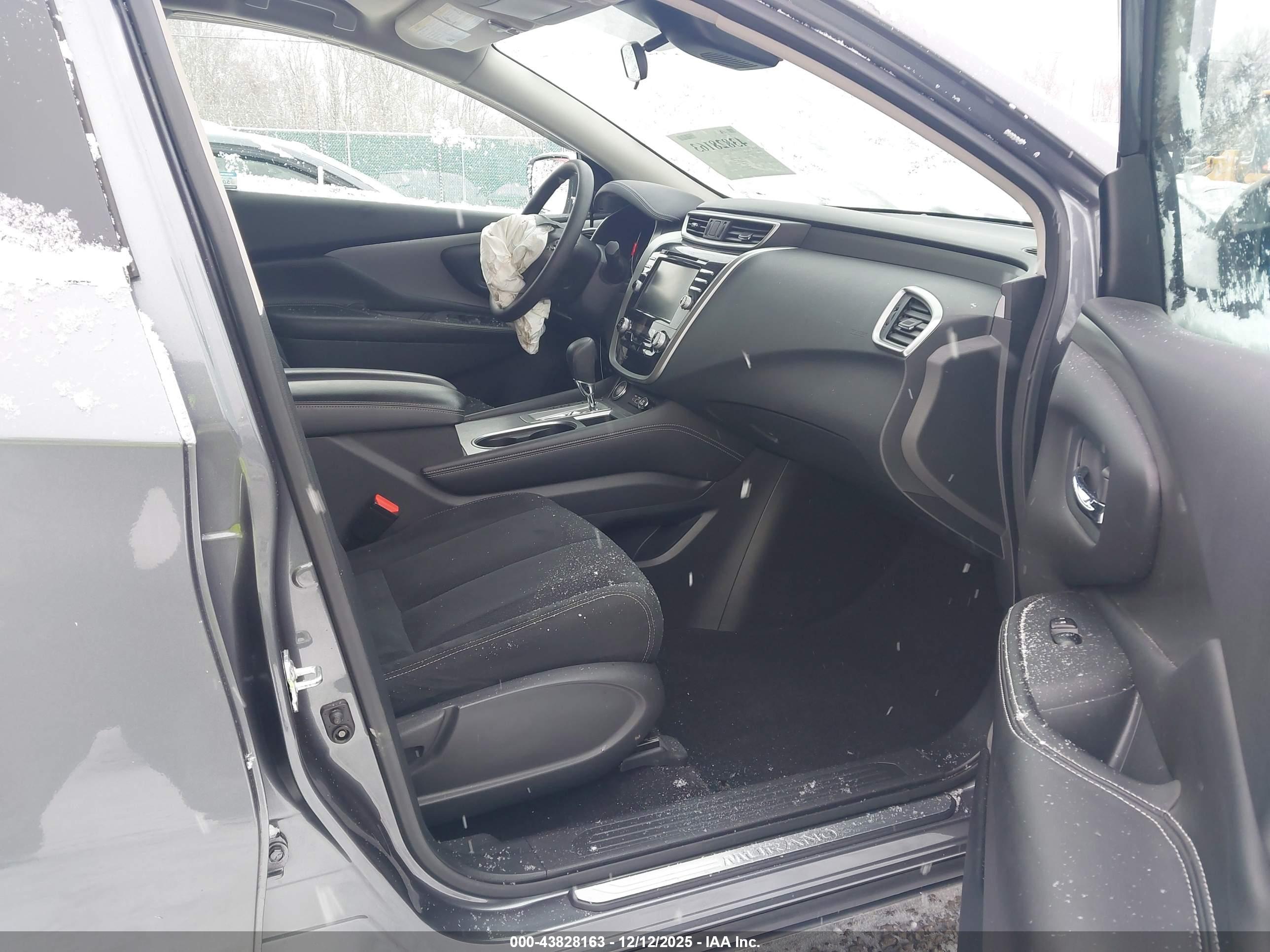 NISSAN MURANO image 5