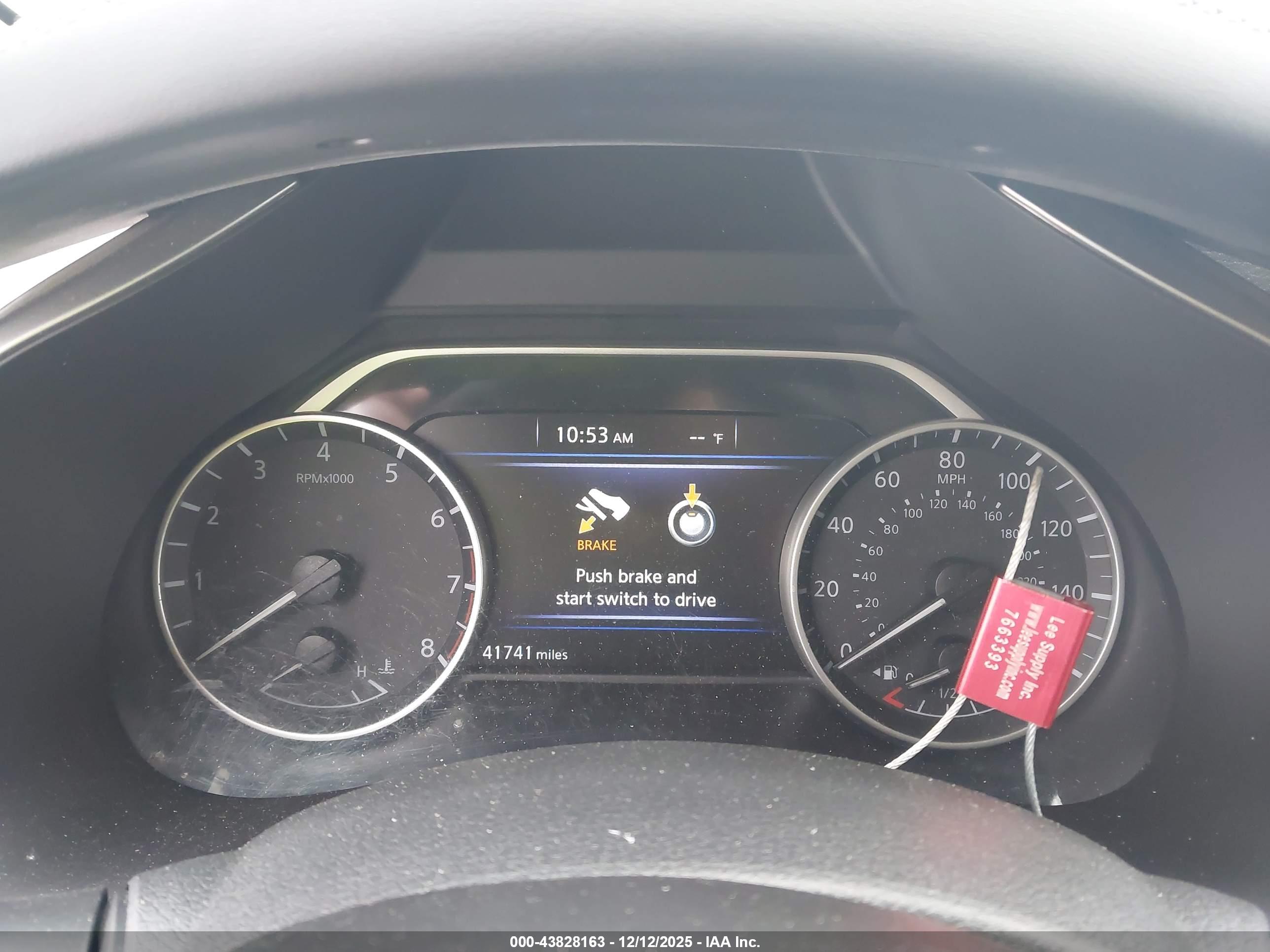 NISSAN MURANO image 7