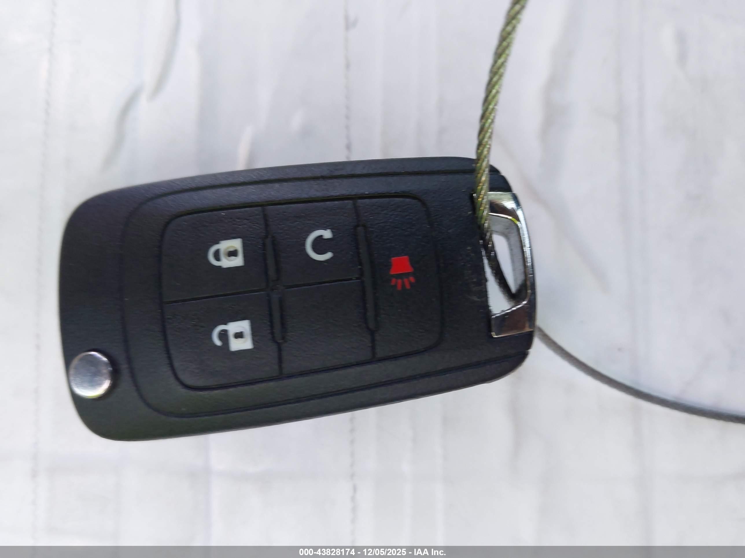 GMC TERRAIN image 11
