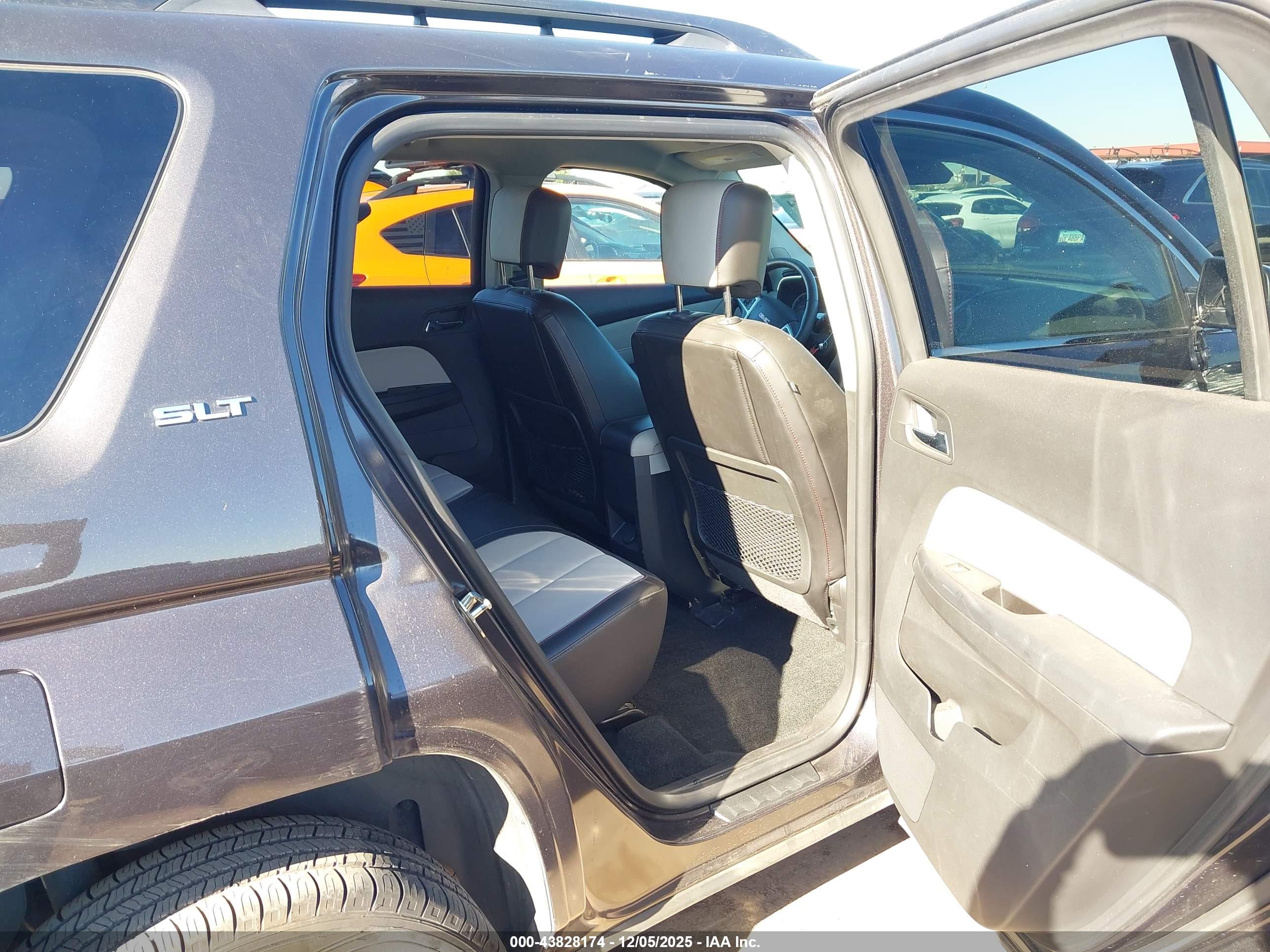 GMC TERRAIN image 8