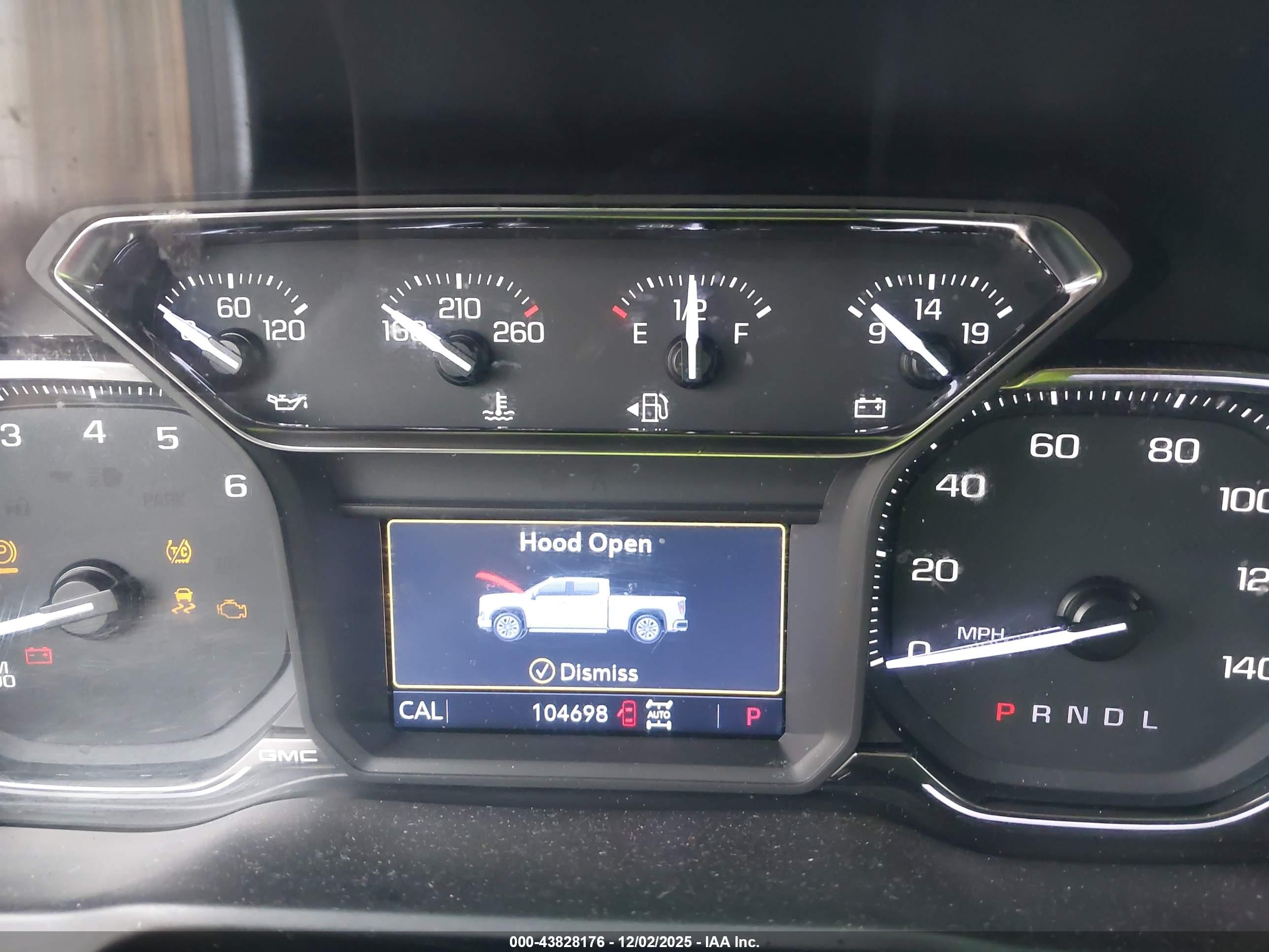 GMC SIERRA image 7