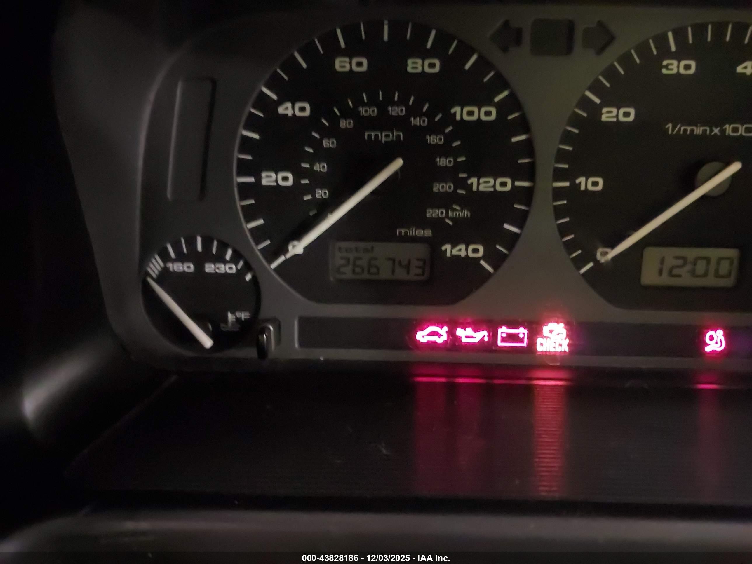VOLKSWAGEN GOLF image 7