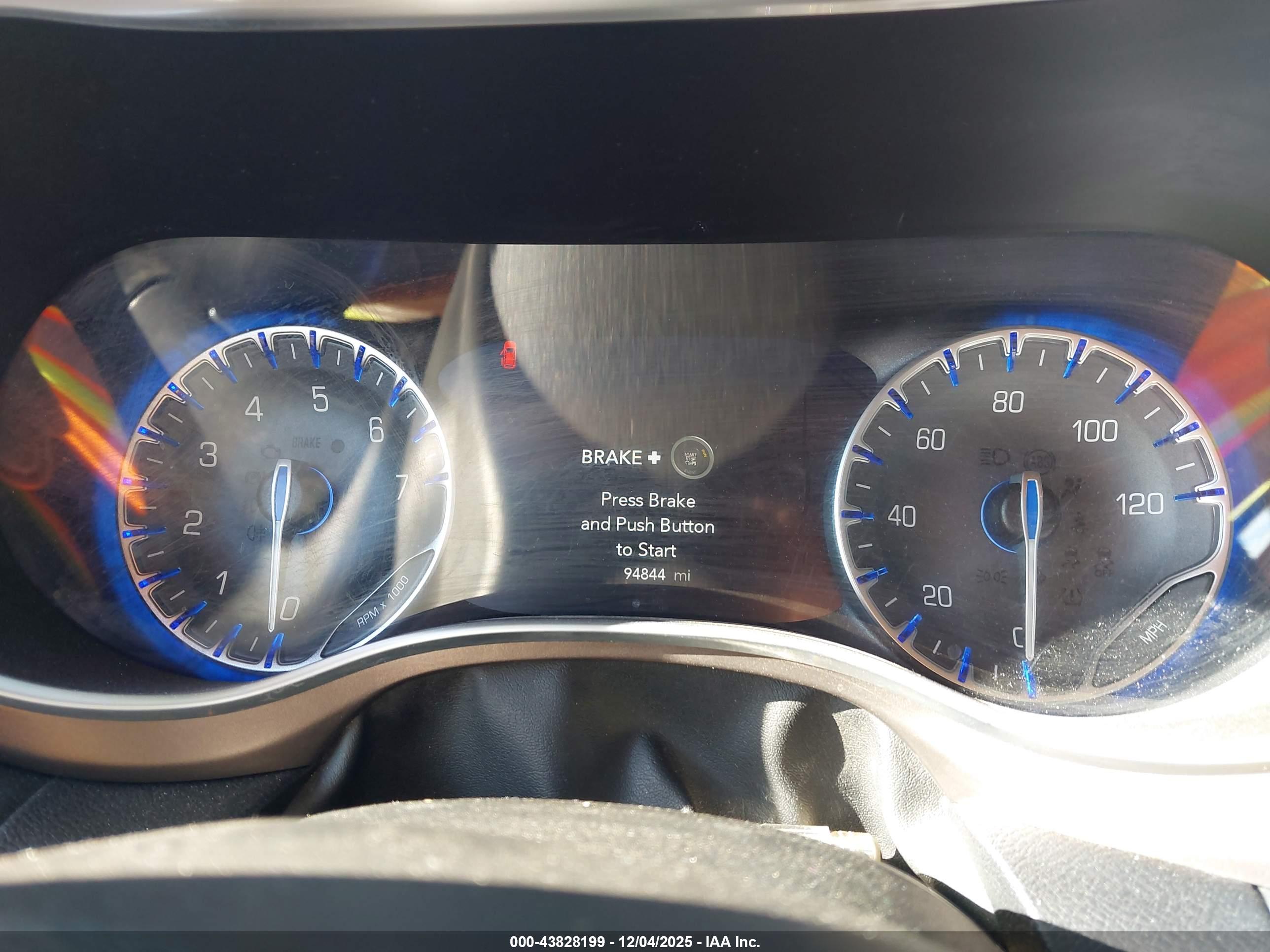 CHRYSLER PACIFICA image 7
