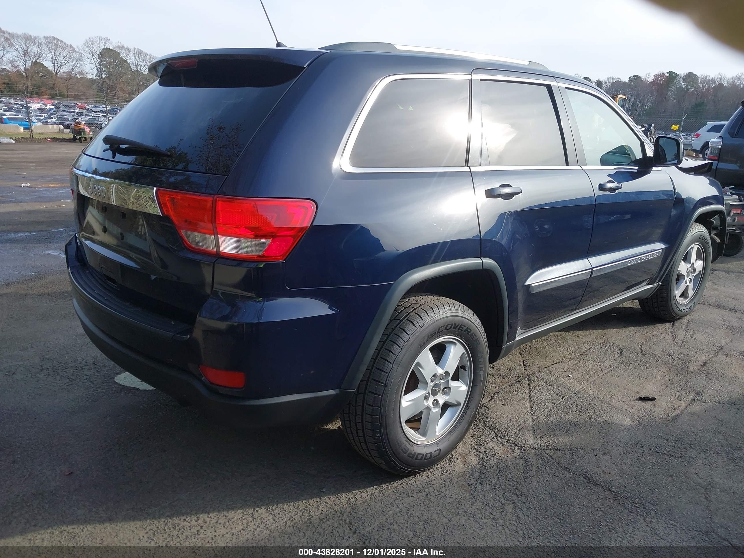JEEP GRAND image 4