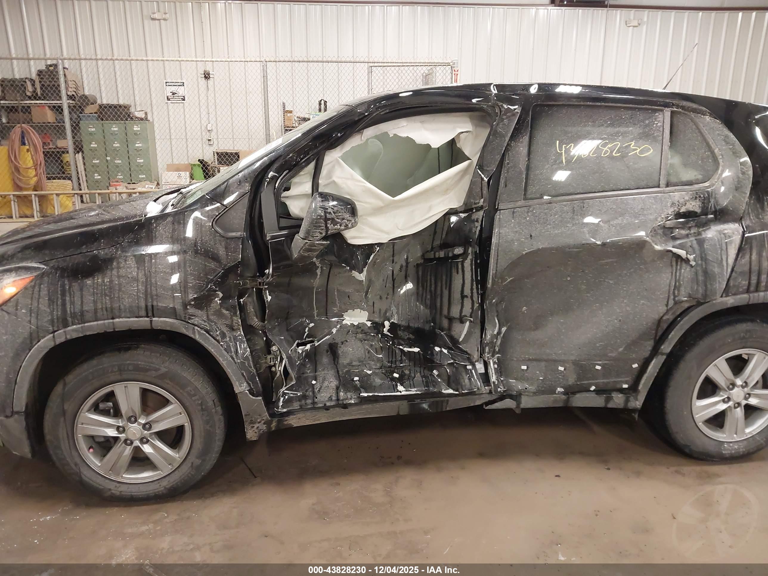 CHEVROLET TRAX image 6