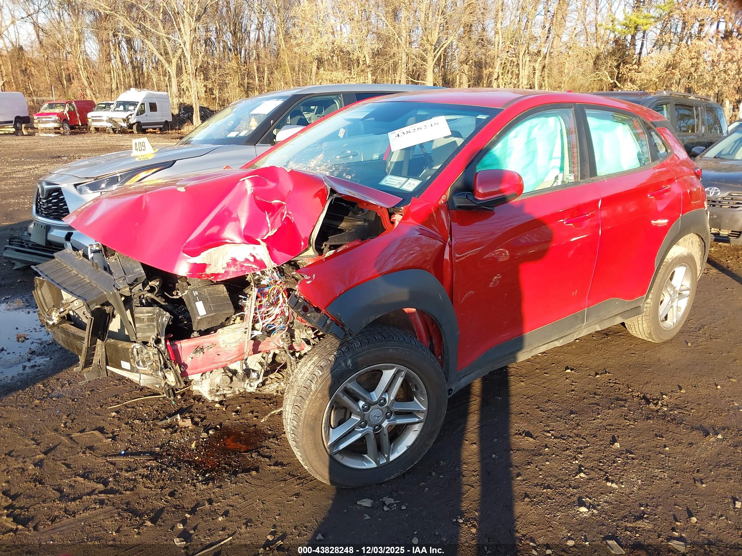 HYUNDAI KONA image 2