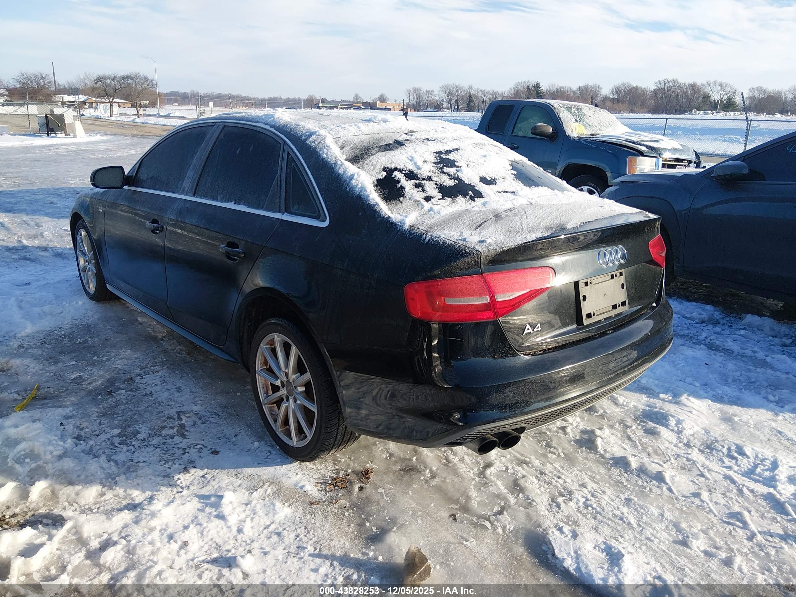 AUDI A4 image 3