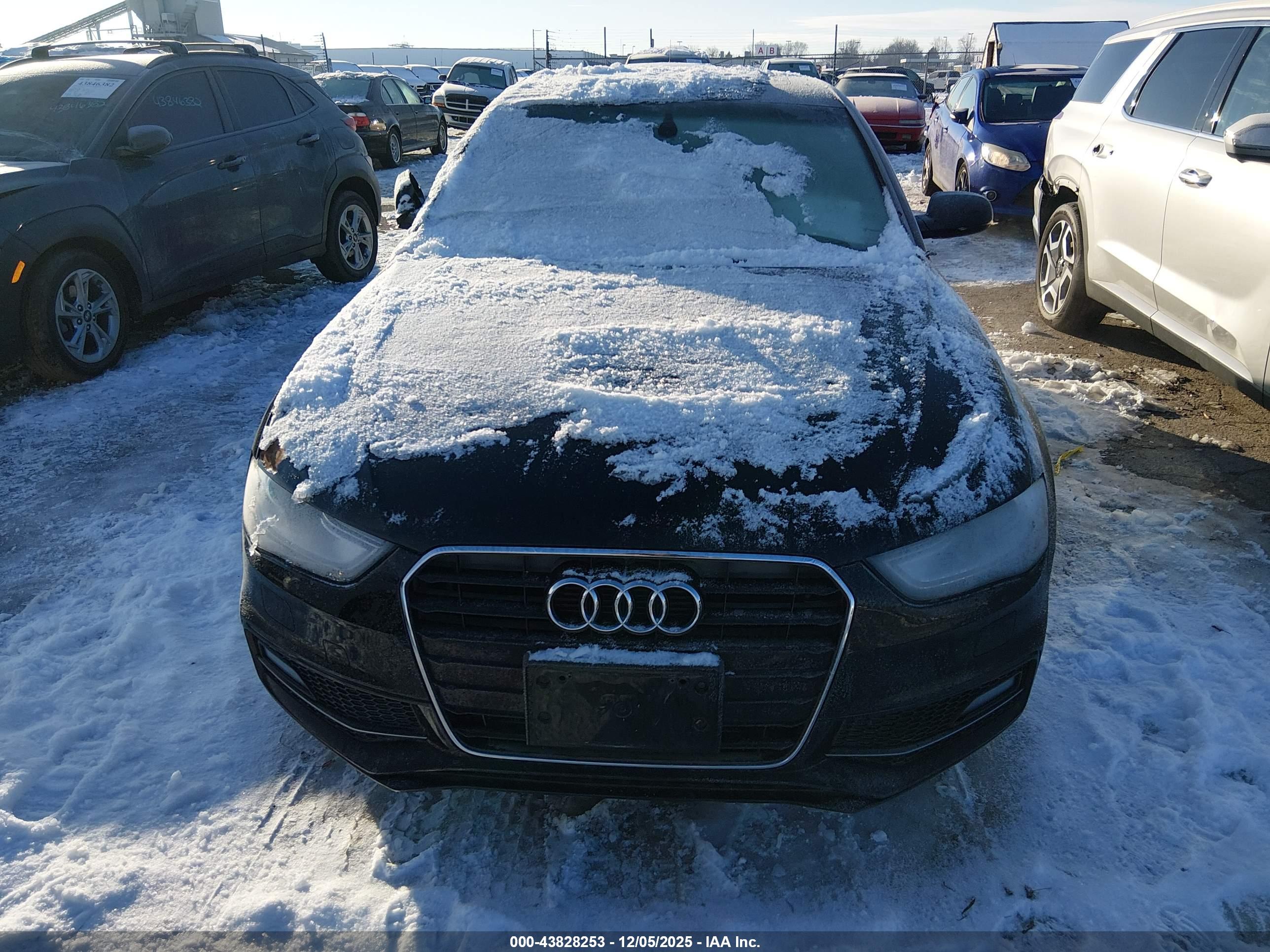 AUDI A4 image 6