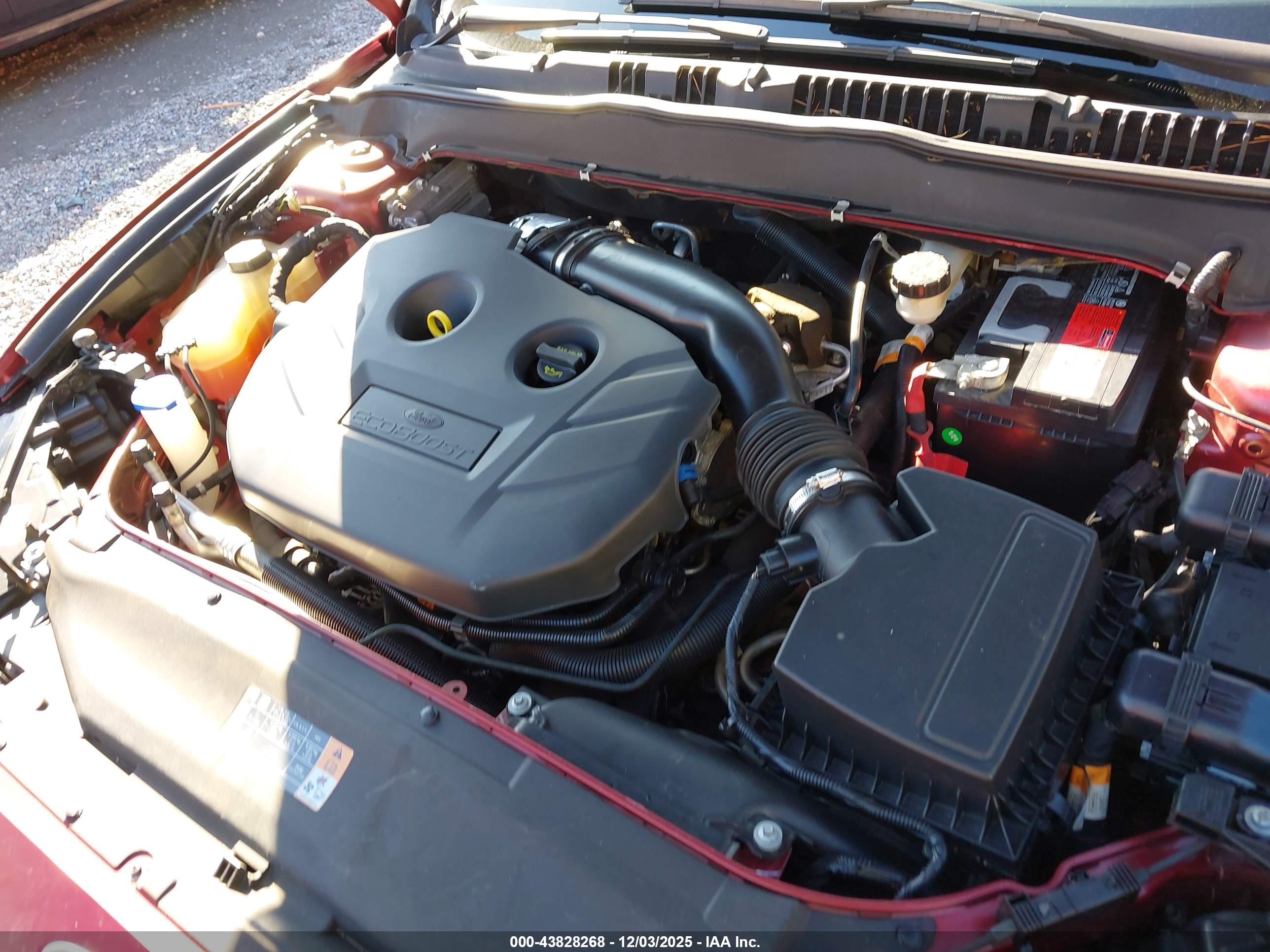 FORD FUSION image 10