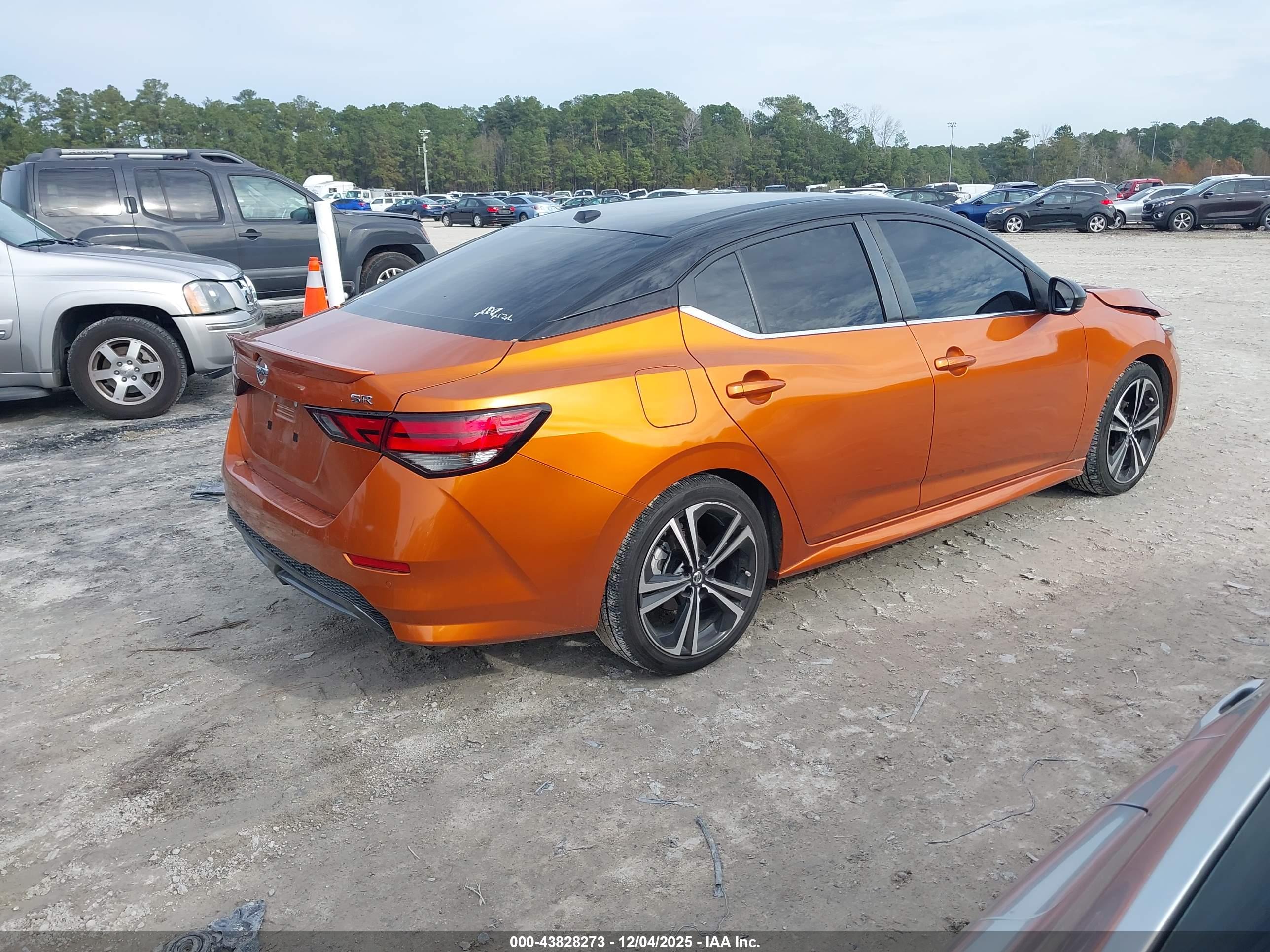 NISSAN SENTRA image 4