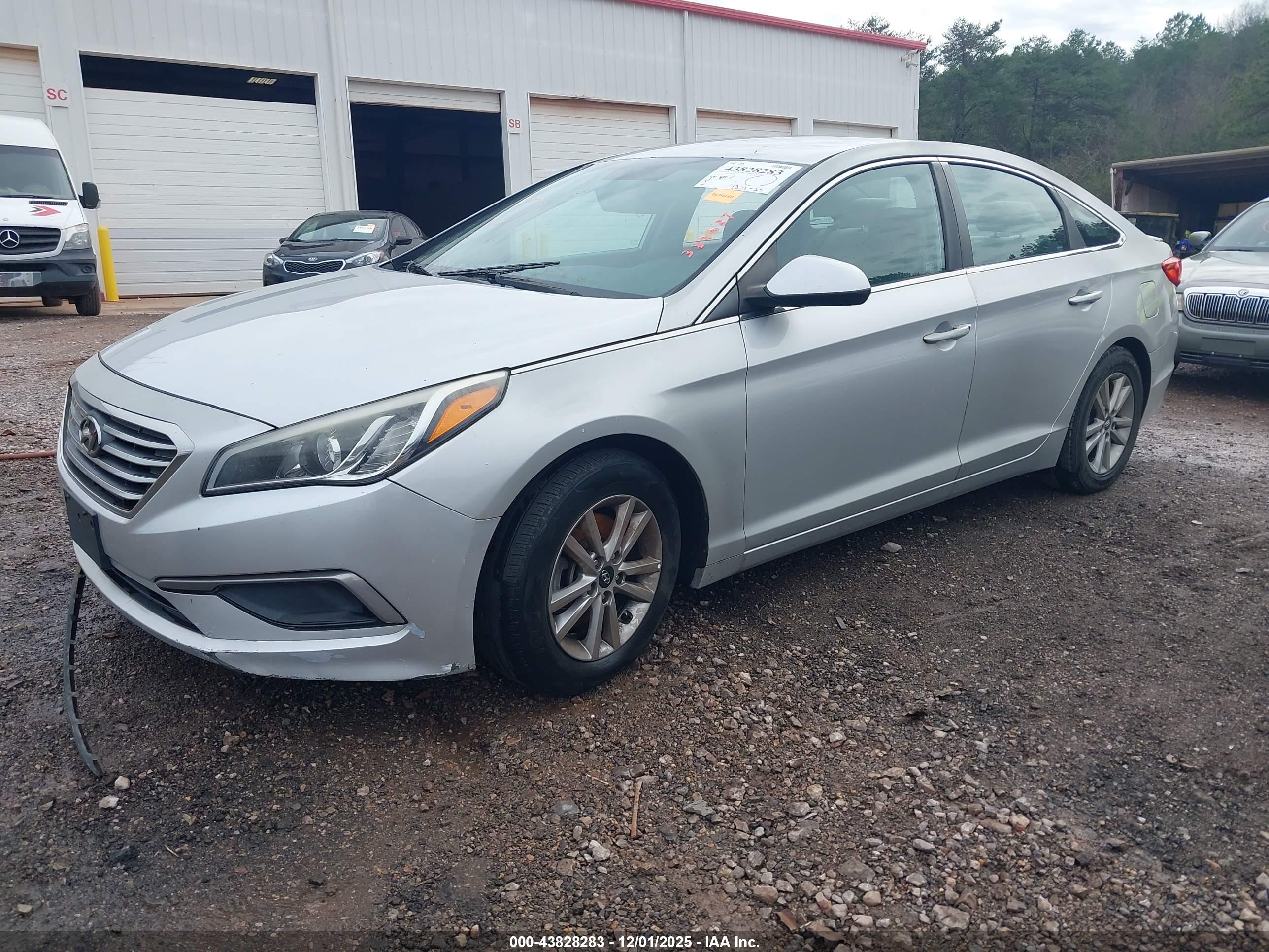 HYUNDAI SONATA image 2