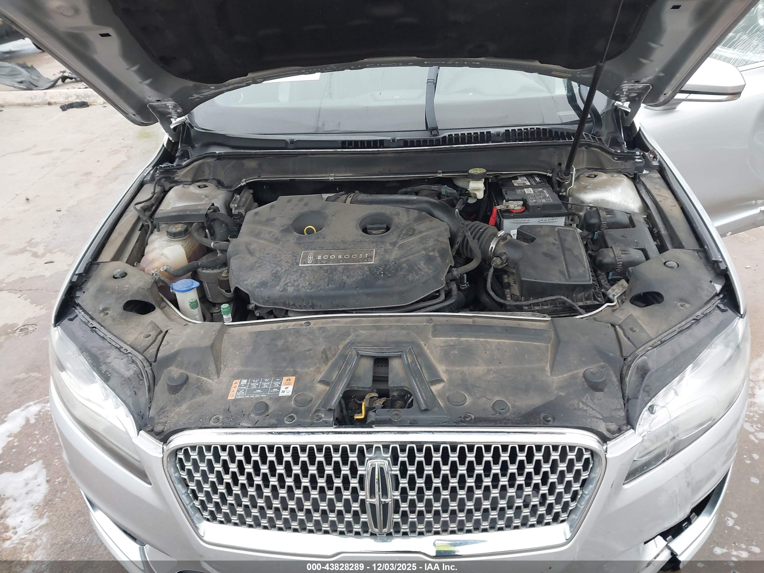 LINCOLN MKZ image 10