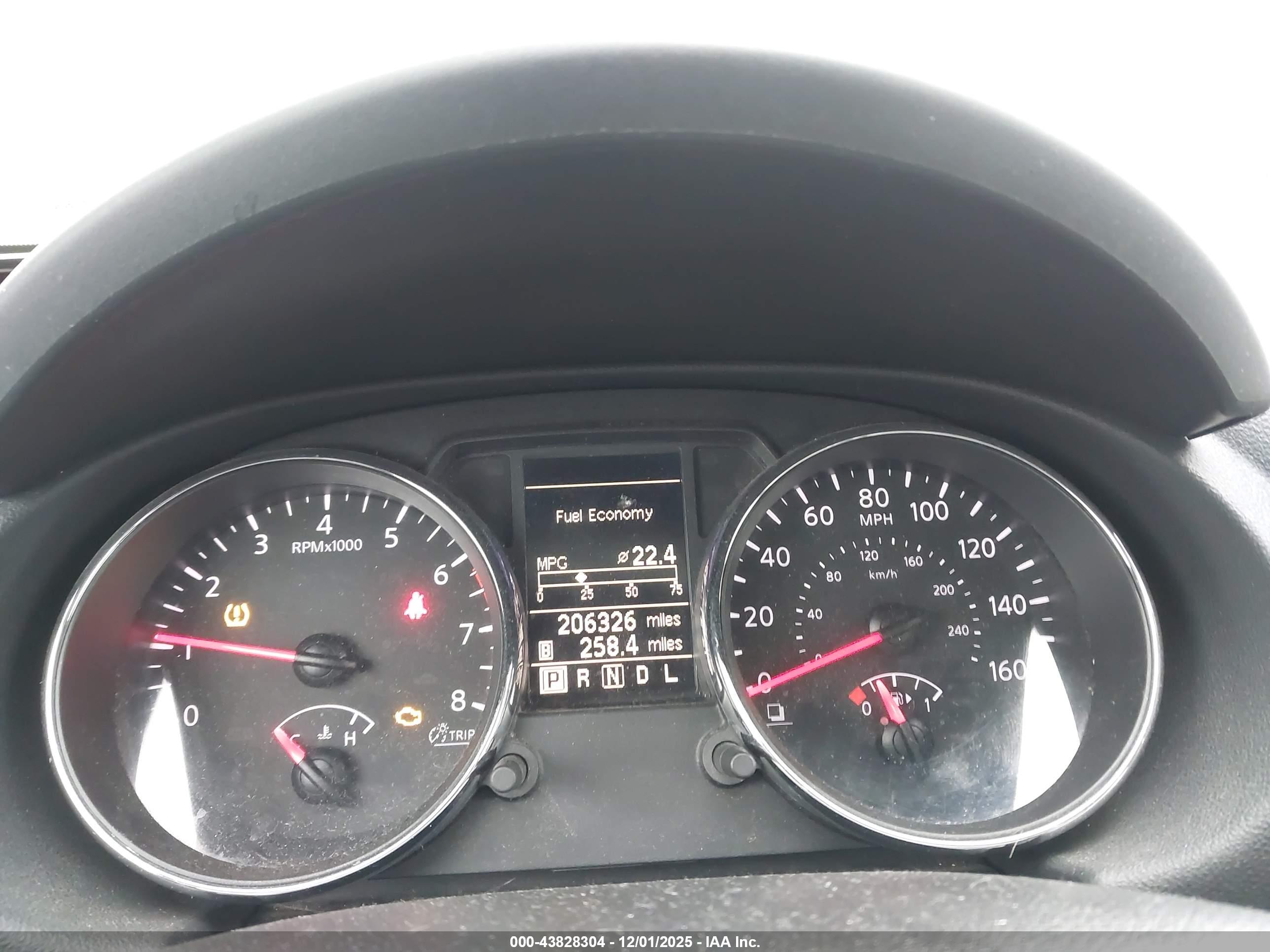 NISSAN ROGUE image 7