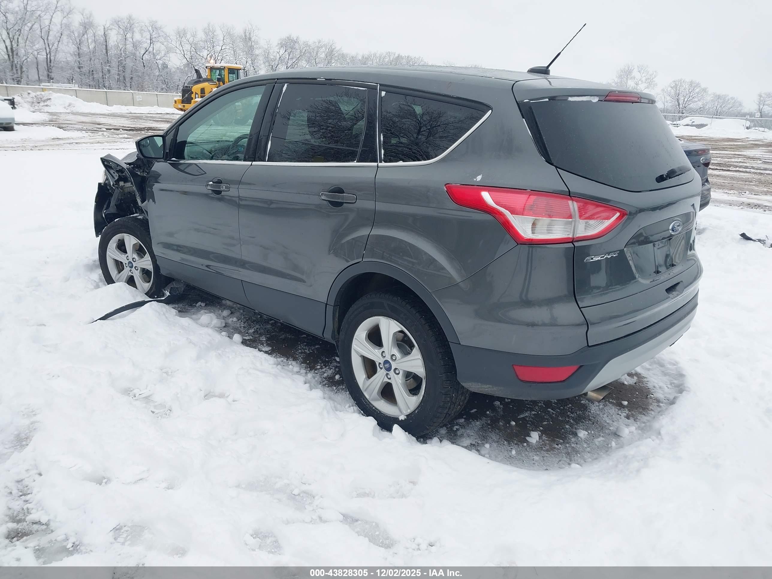 FORD ESCAPE image 3