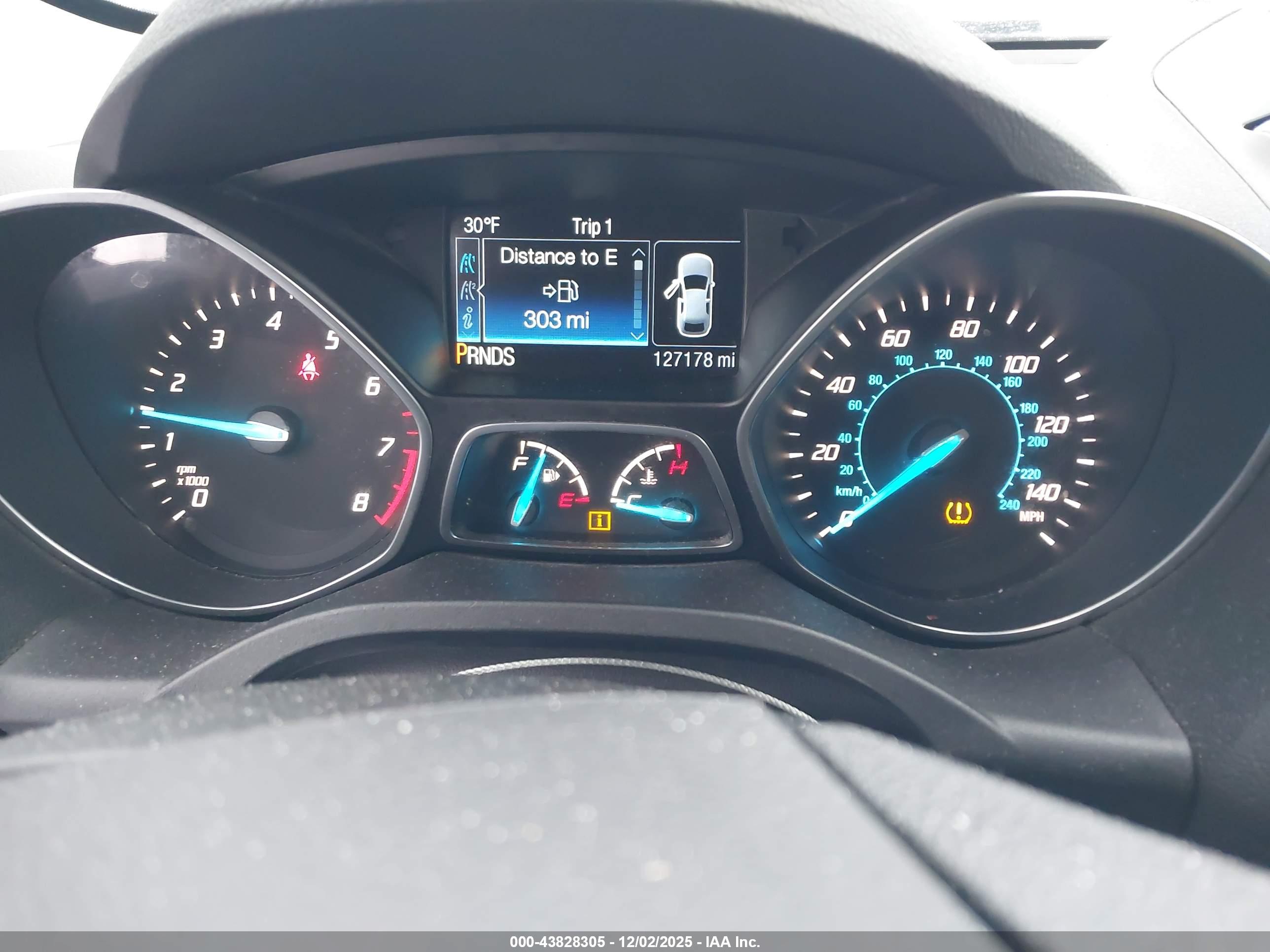 FORD ESCAPE image 7