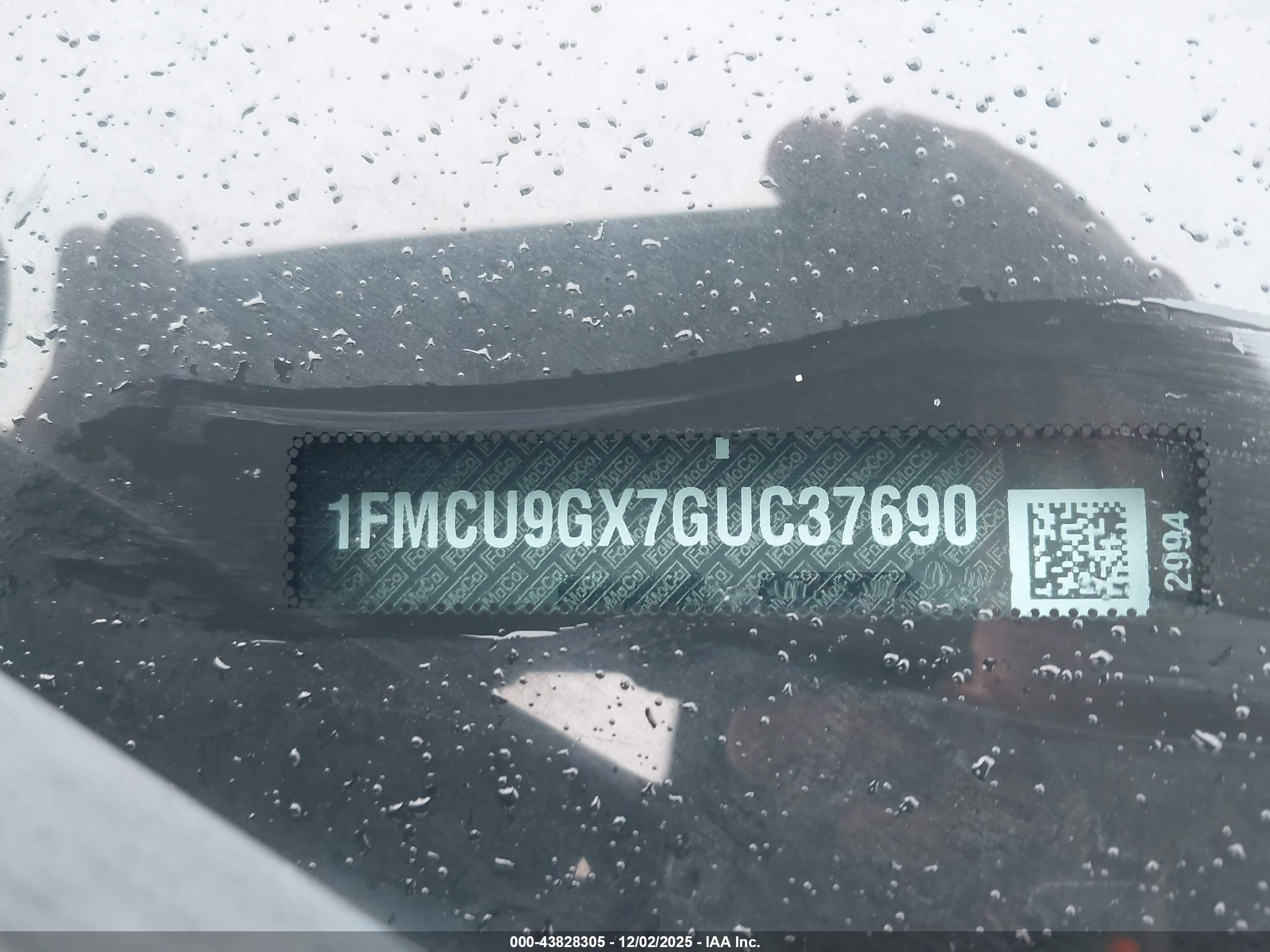 FORD ESCAPE image 9