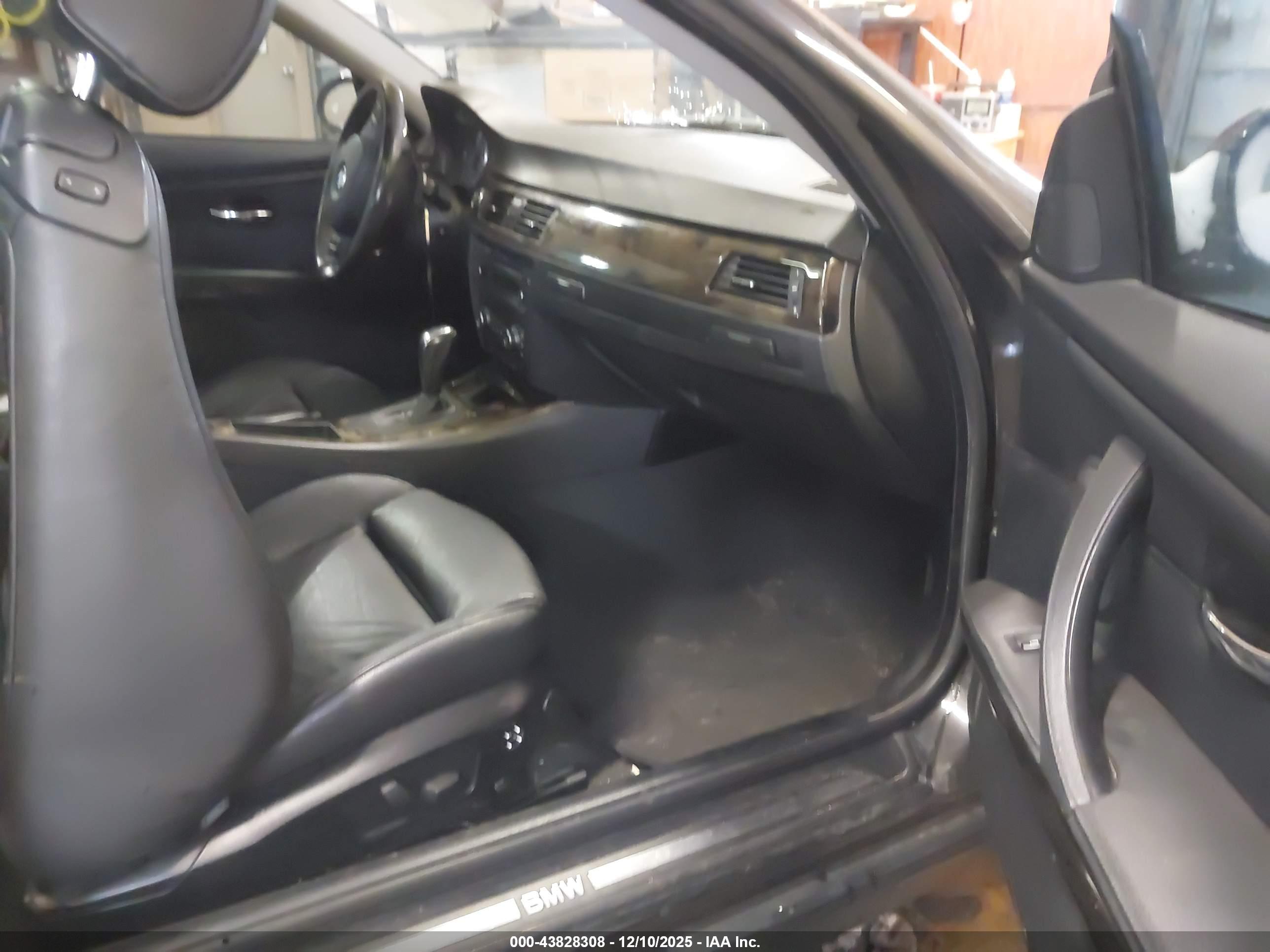 BMW 328I image 5