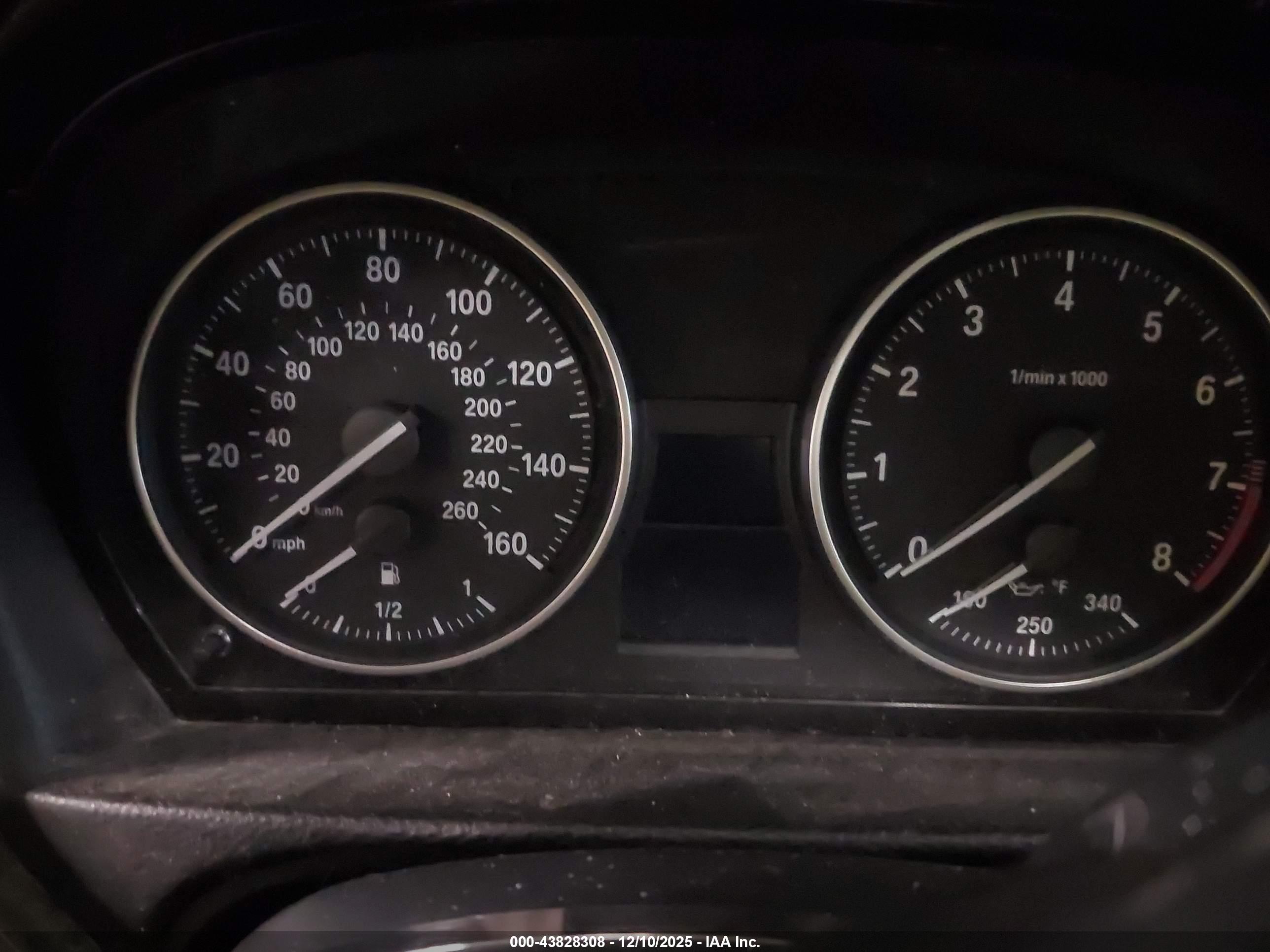 BMW 328I image 7