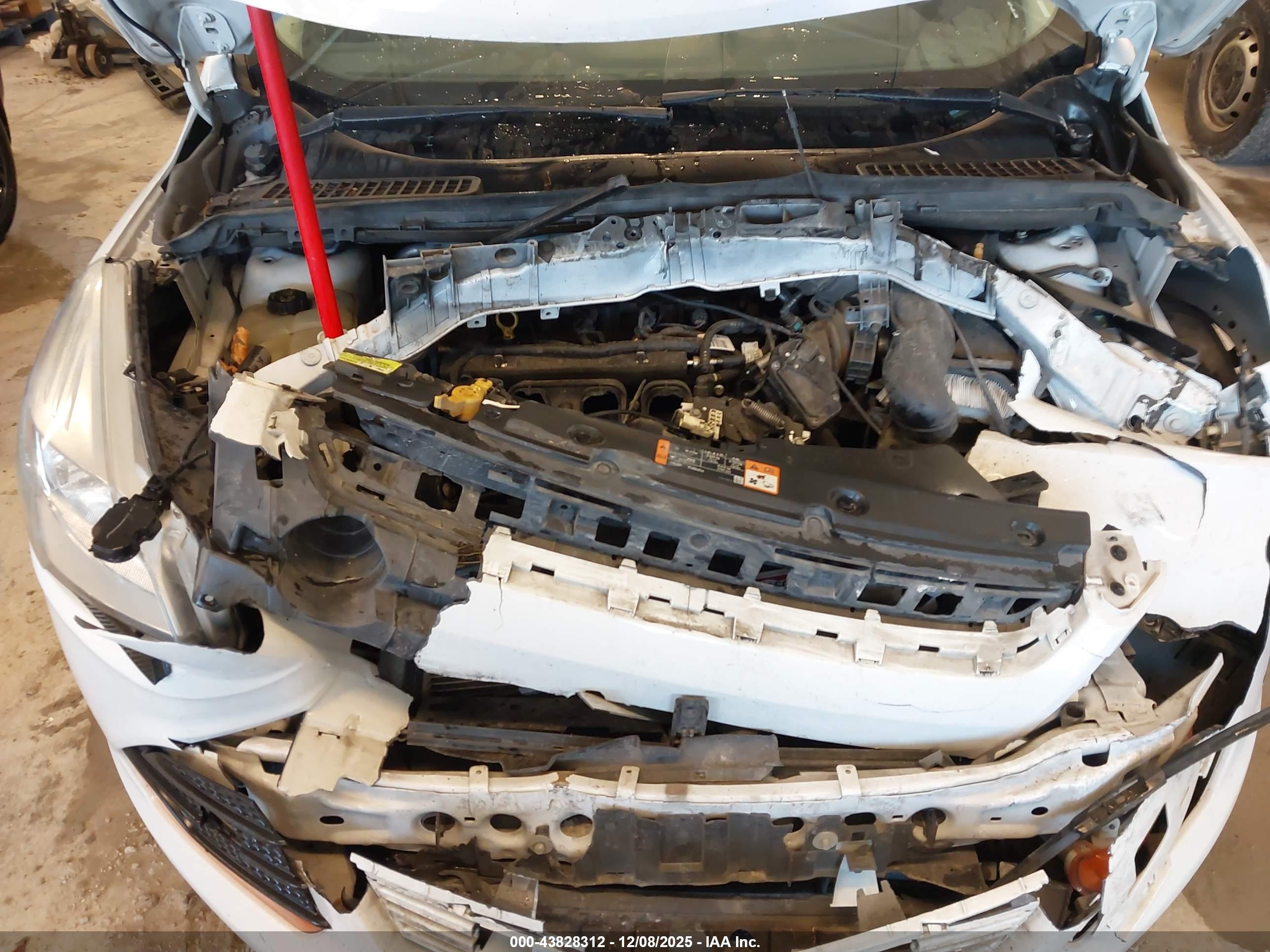 FORD ESCAPE image 10