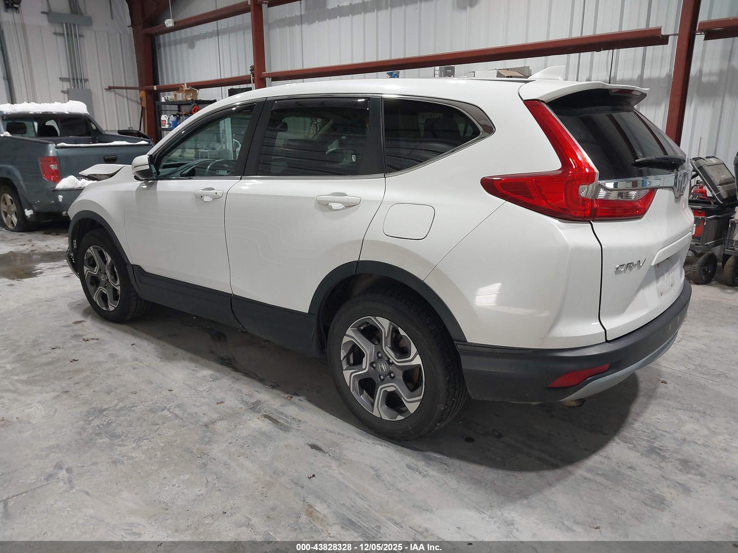 HONDA CR-V image 3