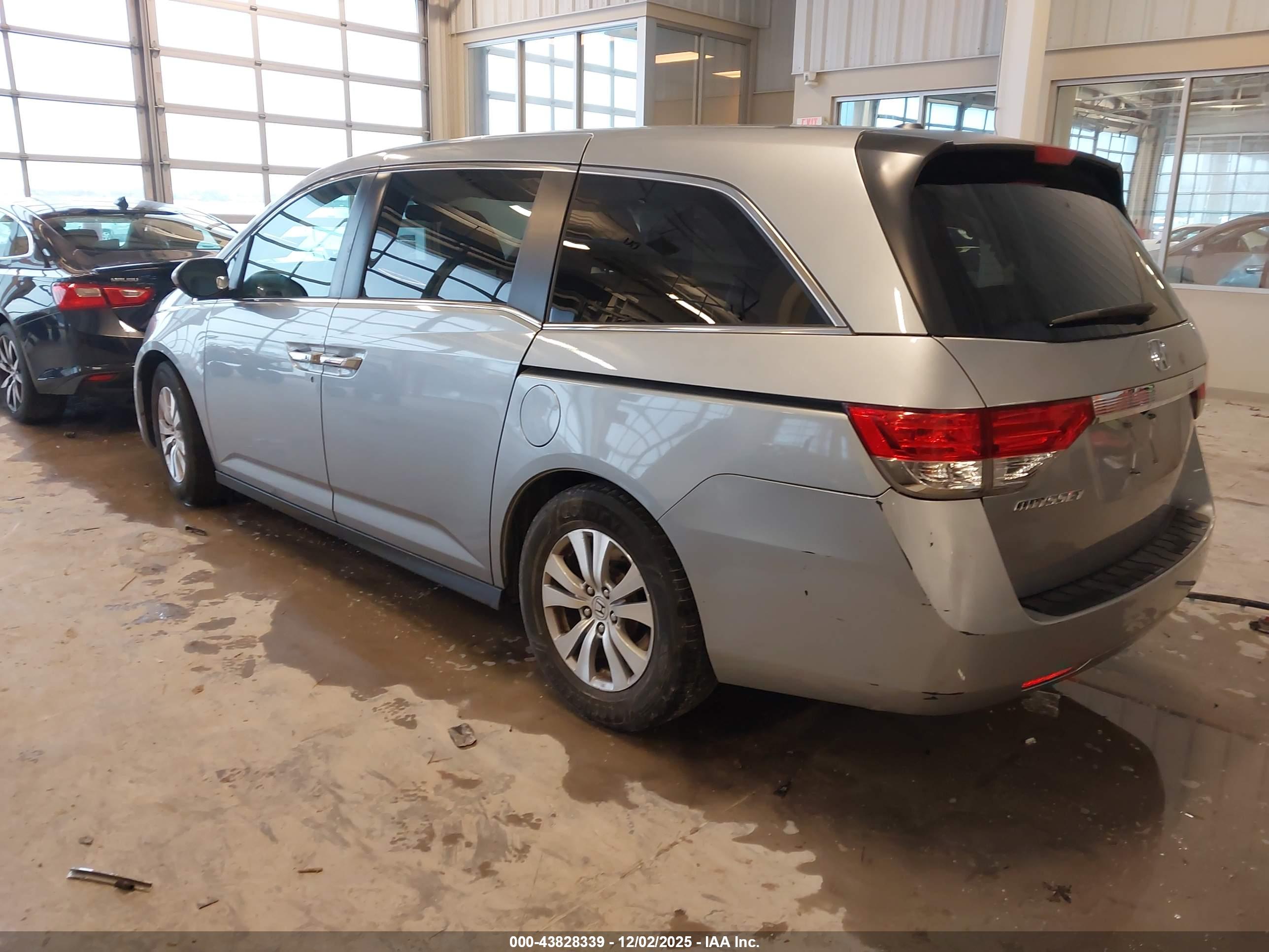 HONDA ODYSSEY image 3