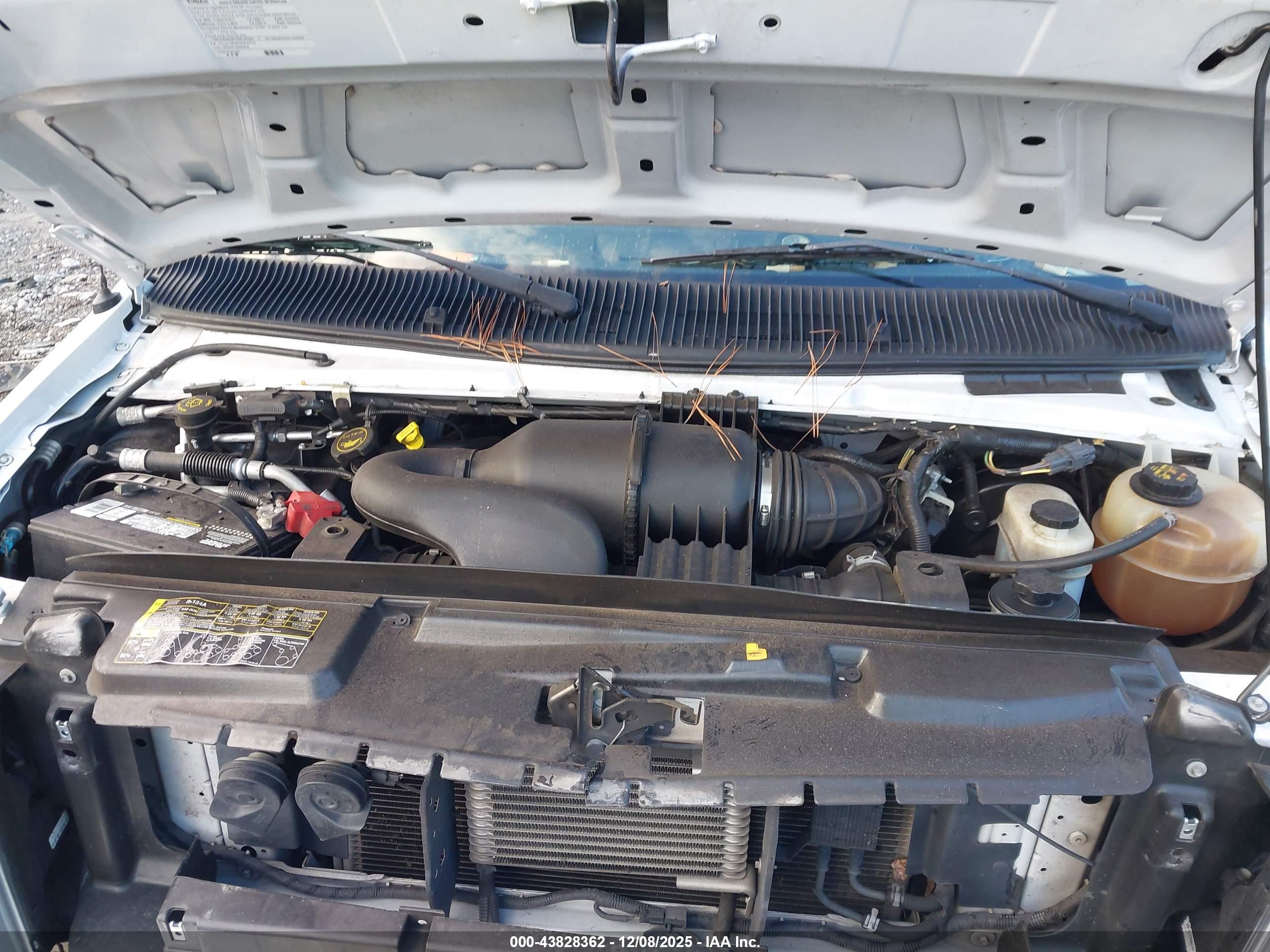 FORD E-350 image 10