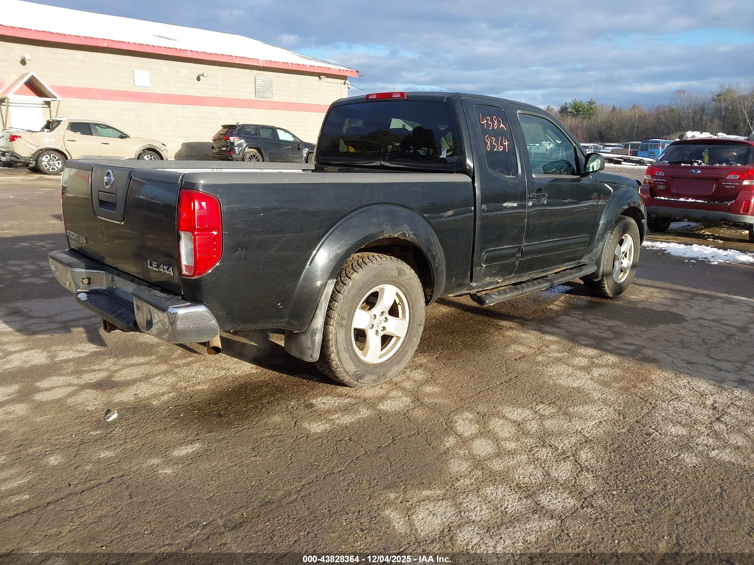 NISSAN FRONTIER image 4