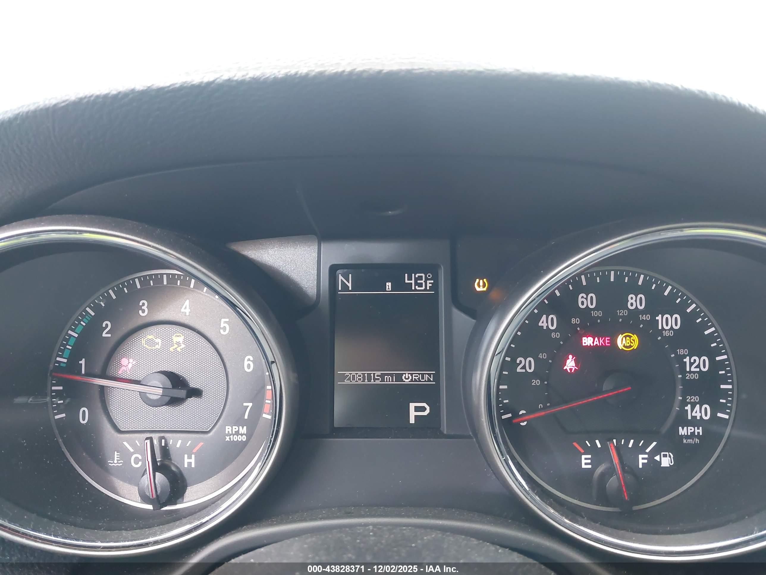 JEEP GRAND image 7