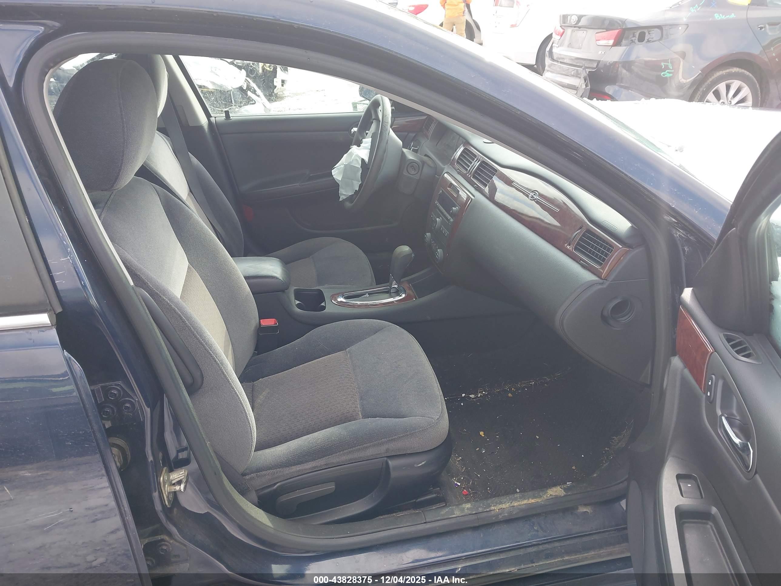 CHEVROLET IMPALA image 5