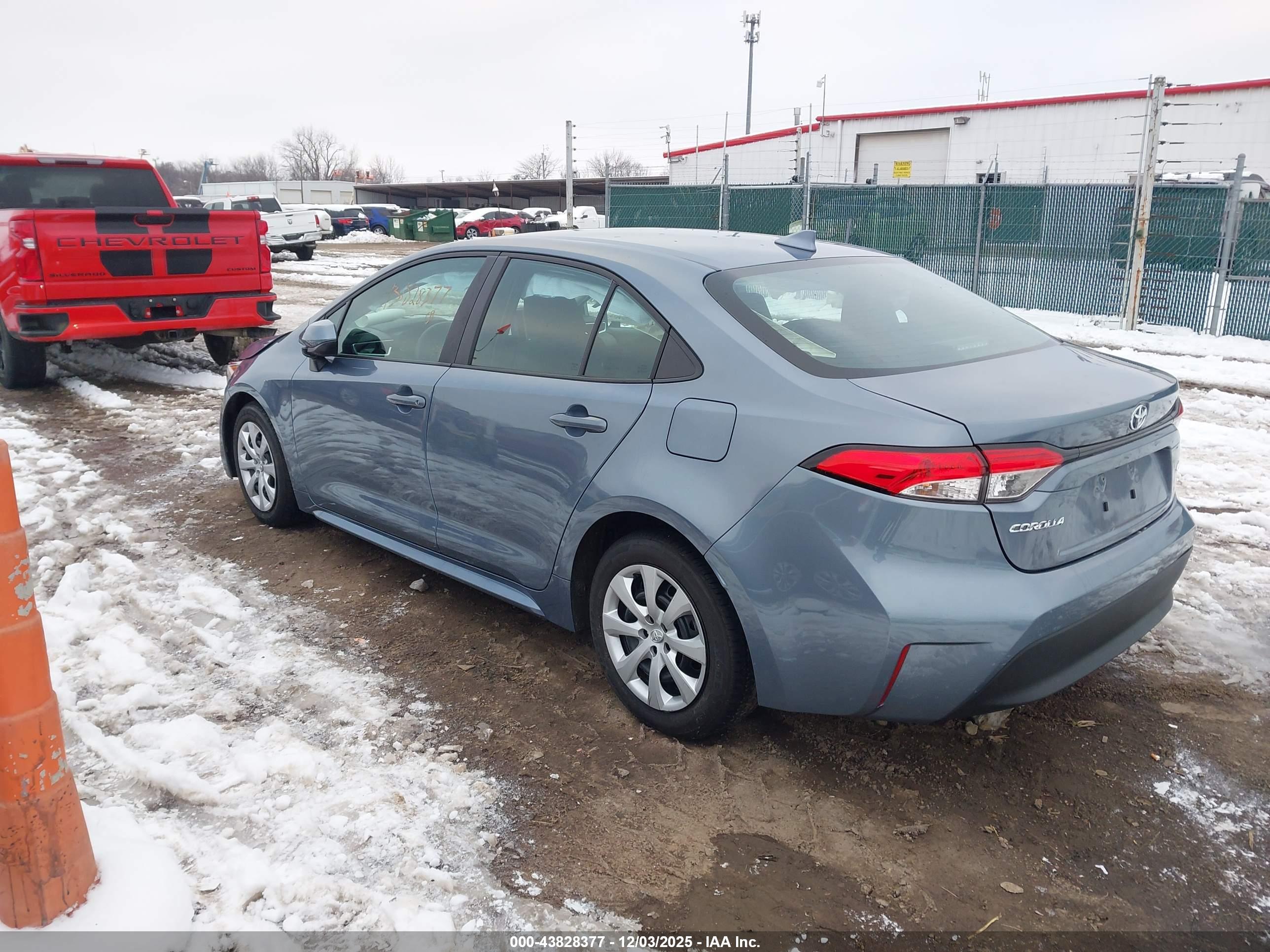 TOYOTA COROLLA image 3
