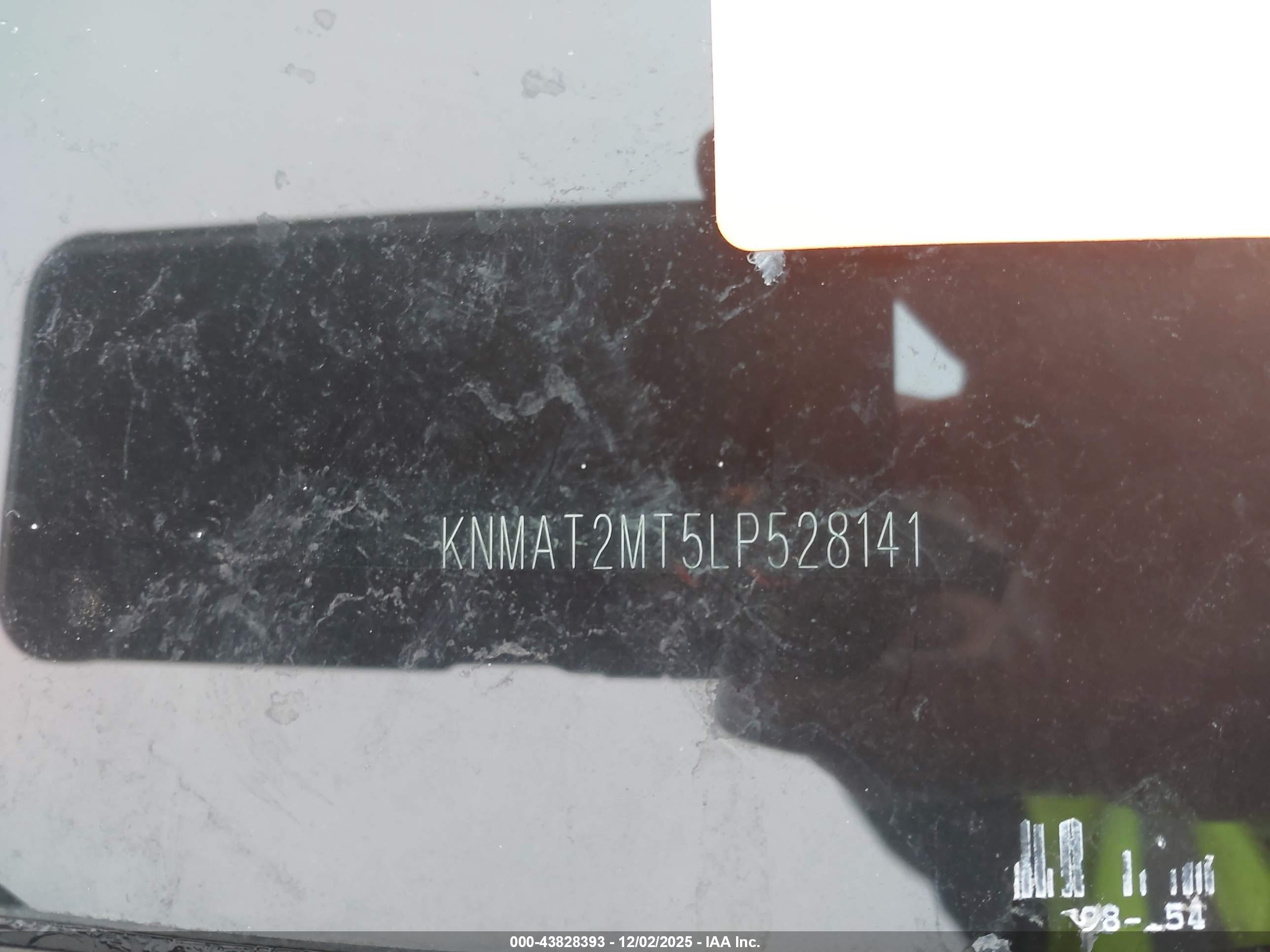 NISSAN ROGUE image 9