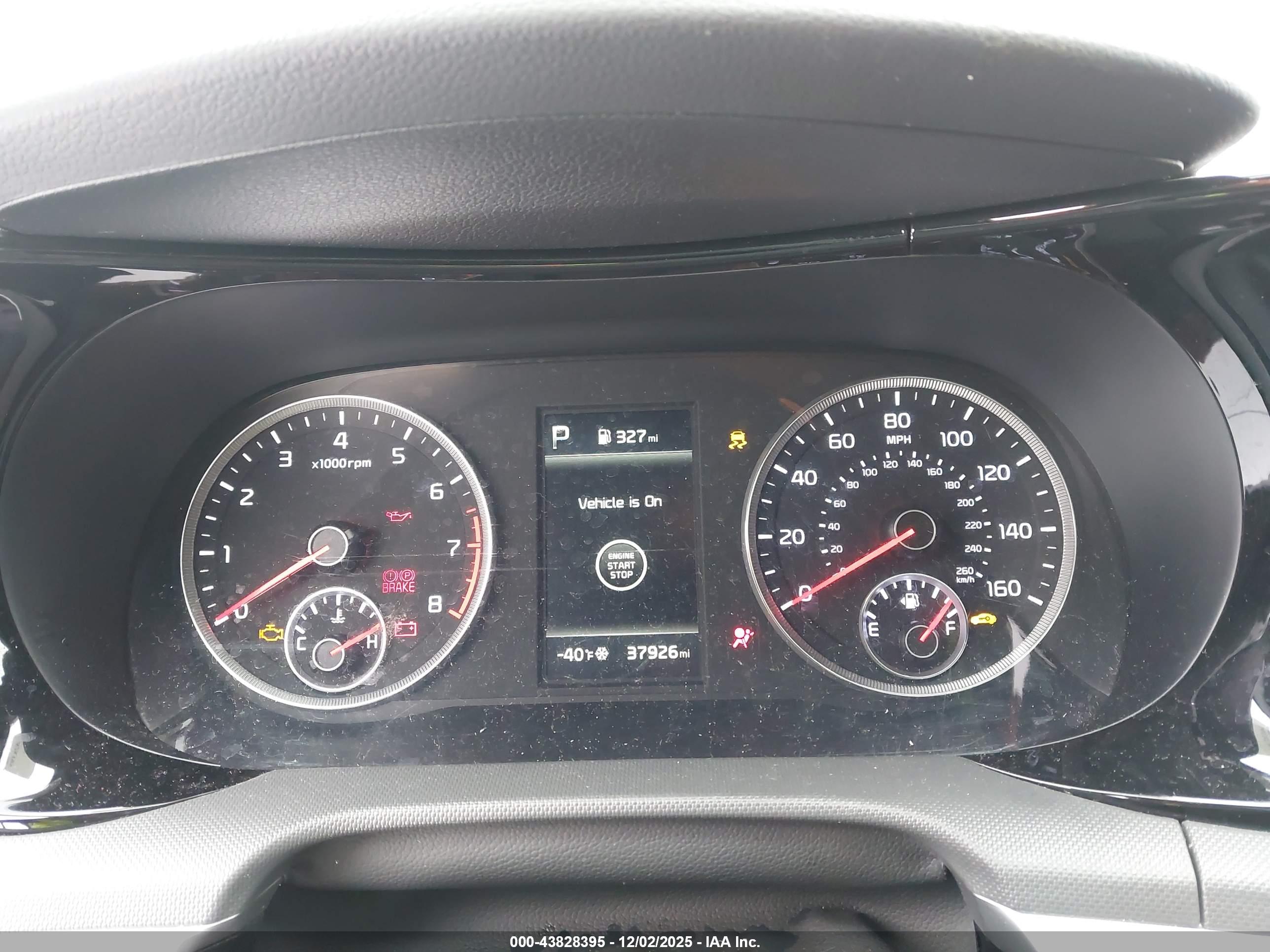KIA K5 image 7