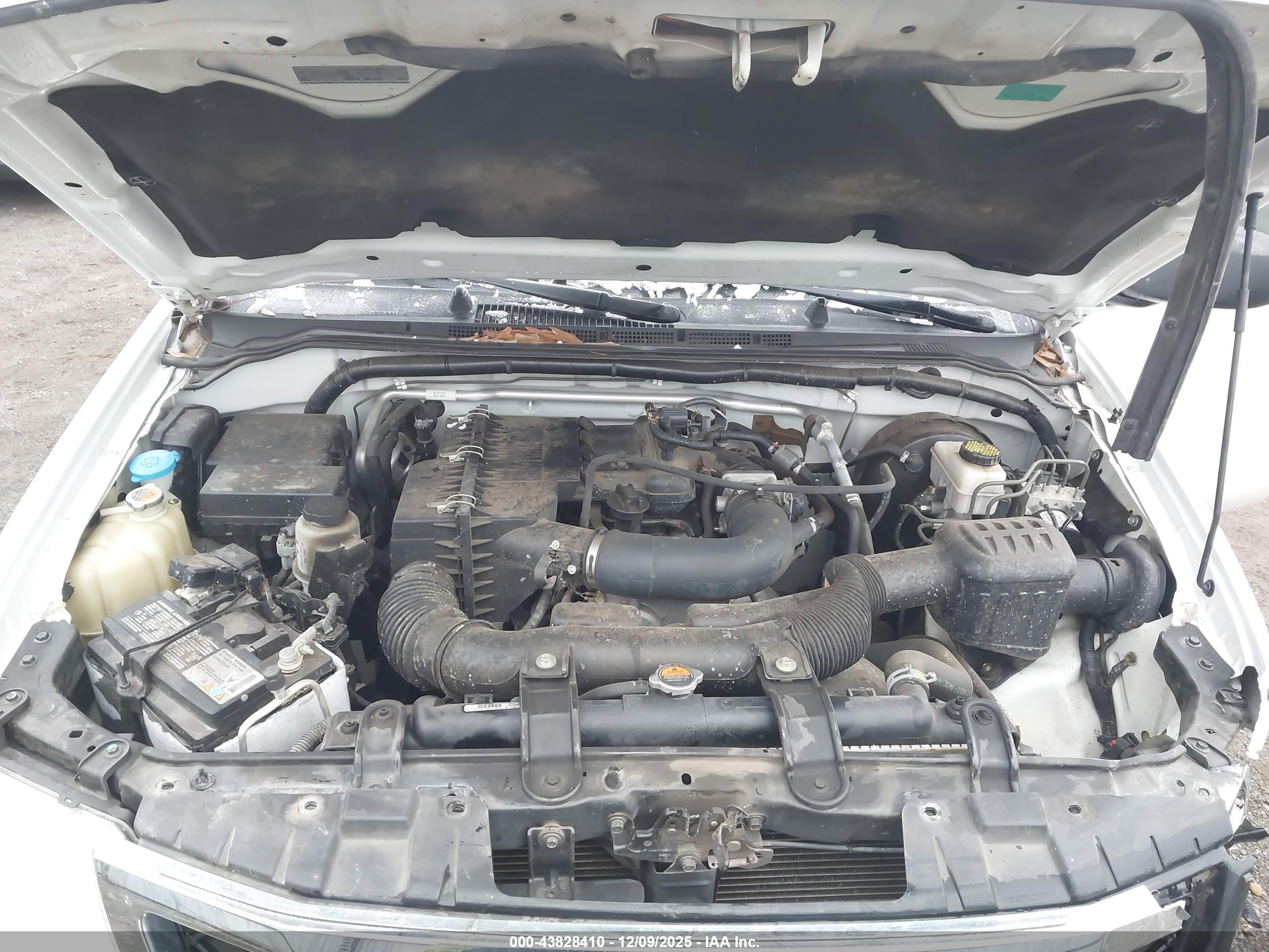 NISSAN FRONTIER image 10