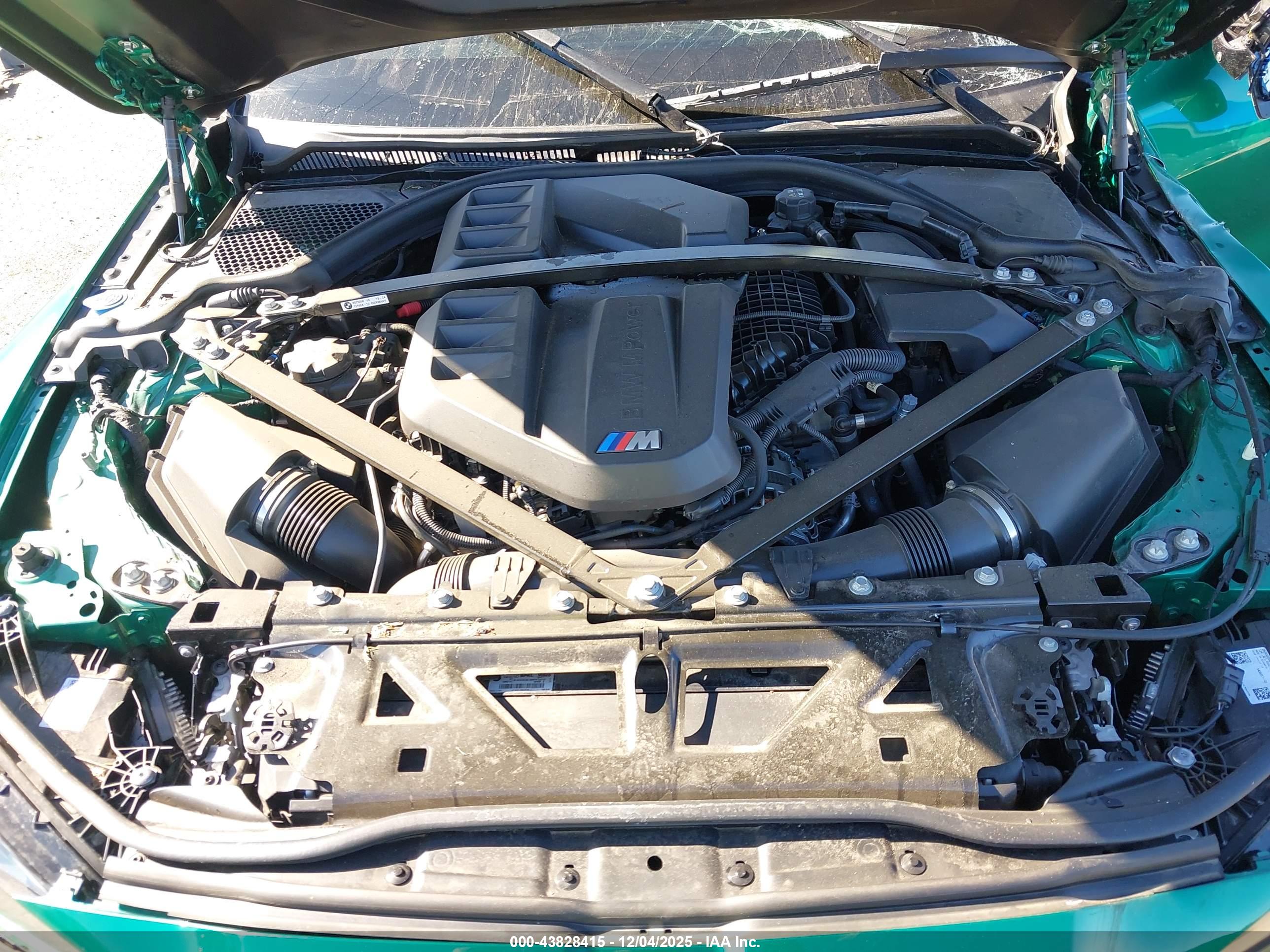 BMW M4 image 10