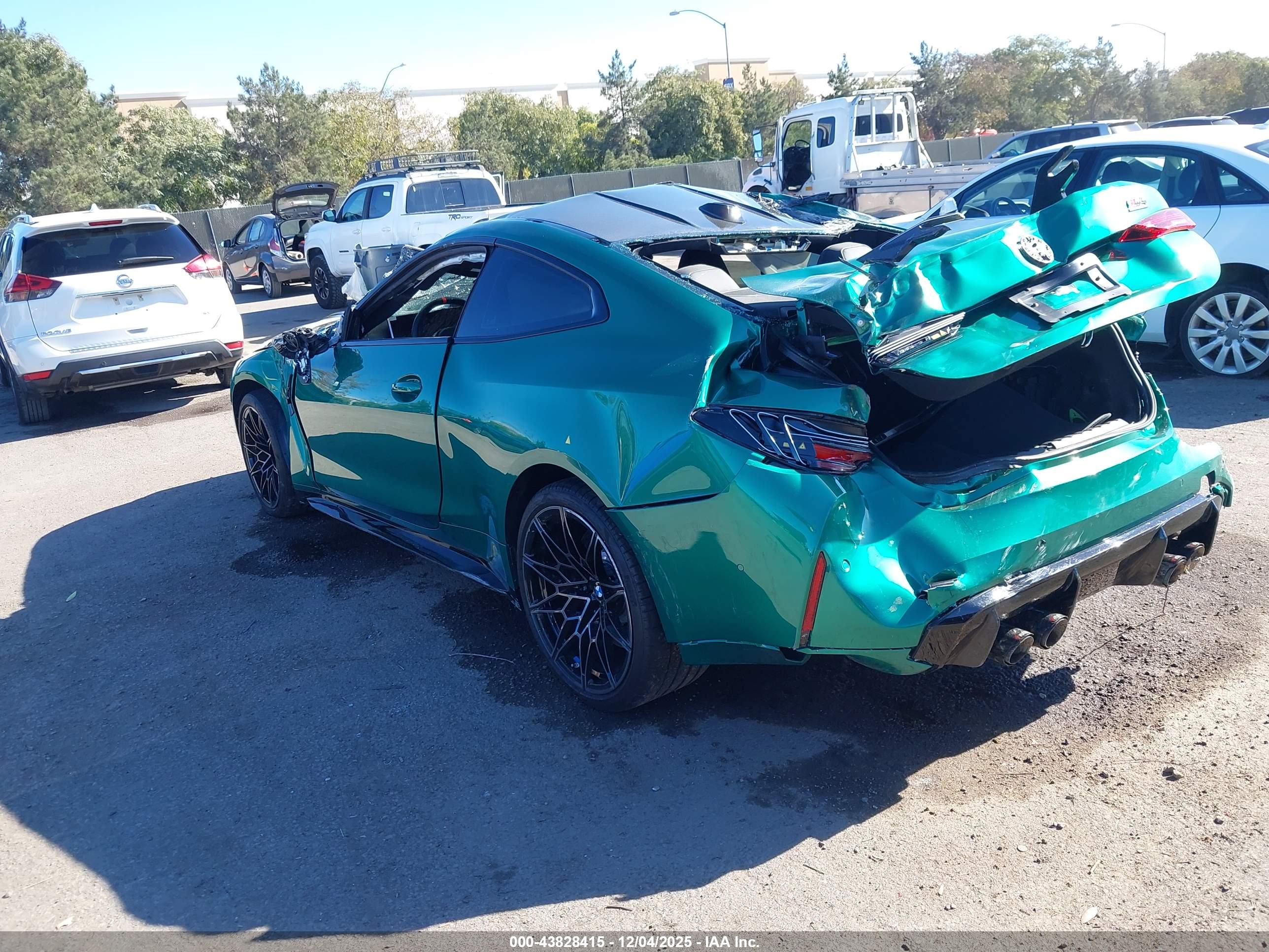 BMW M4 image 3