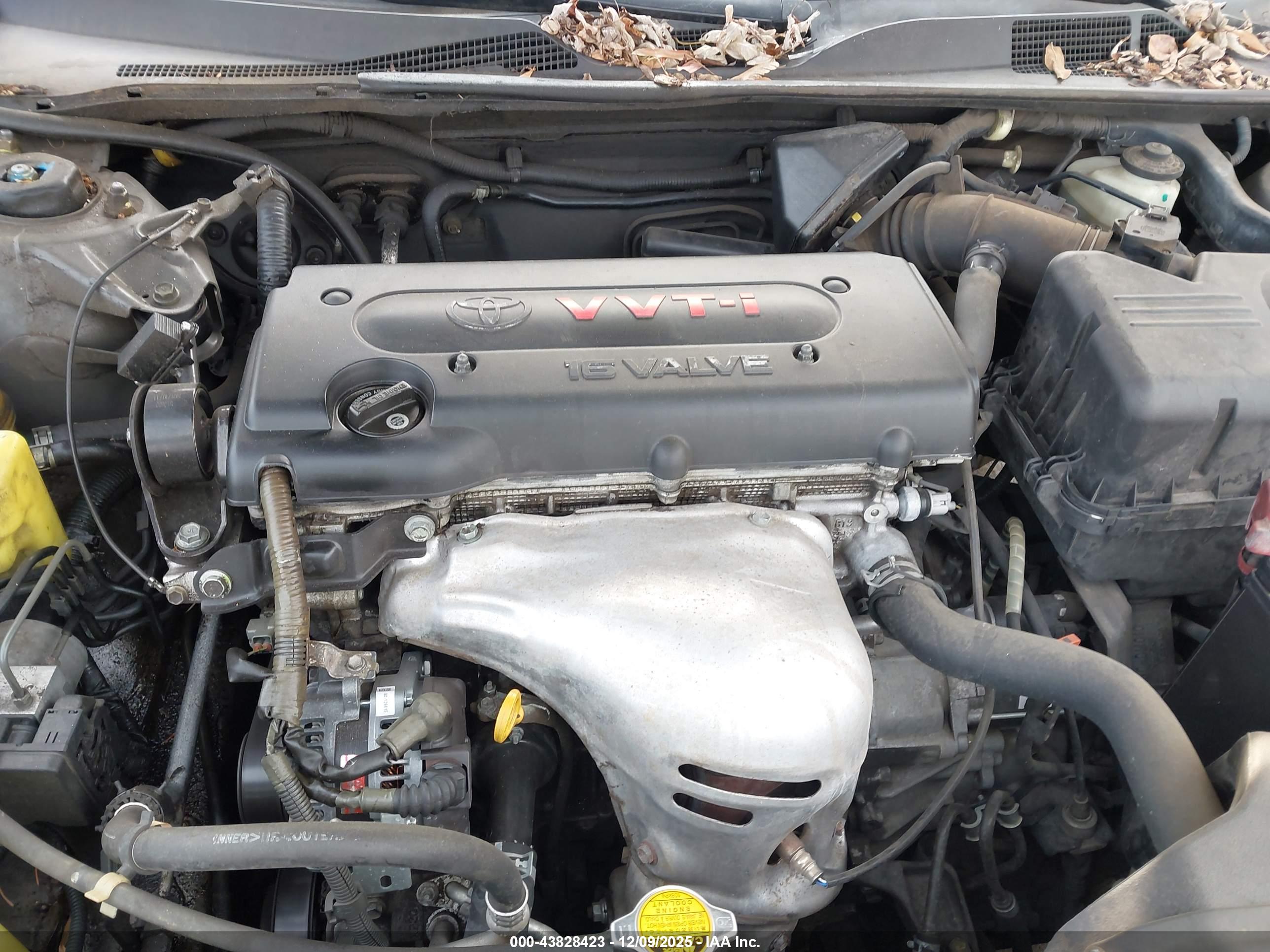 TOYOTA CAMRY image 10
