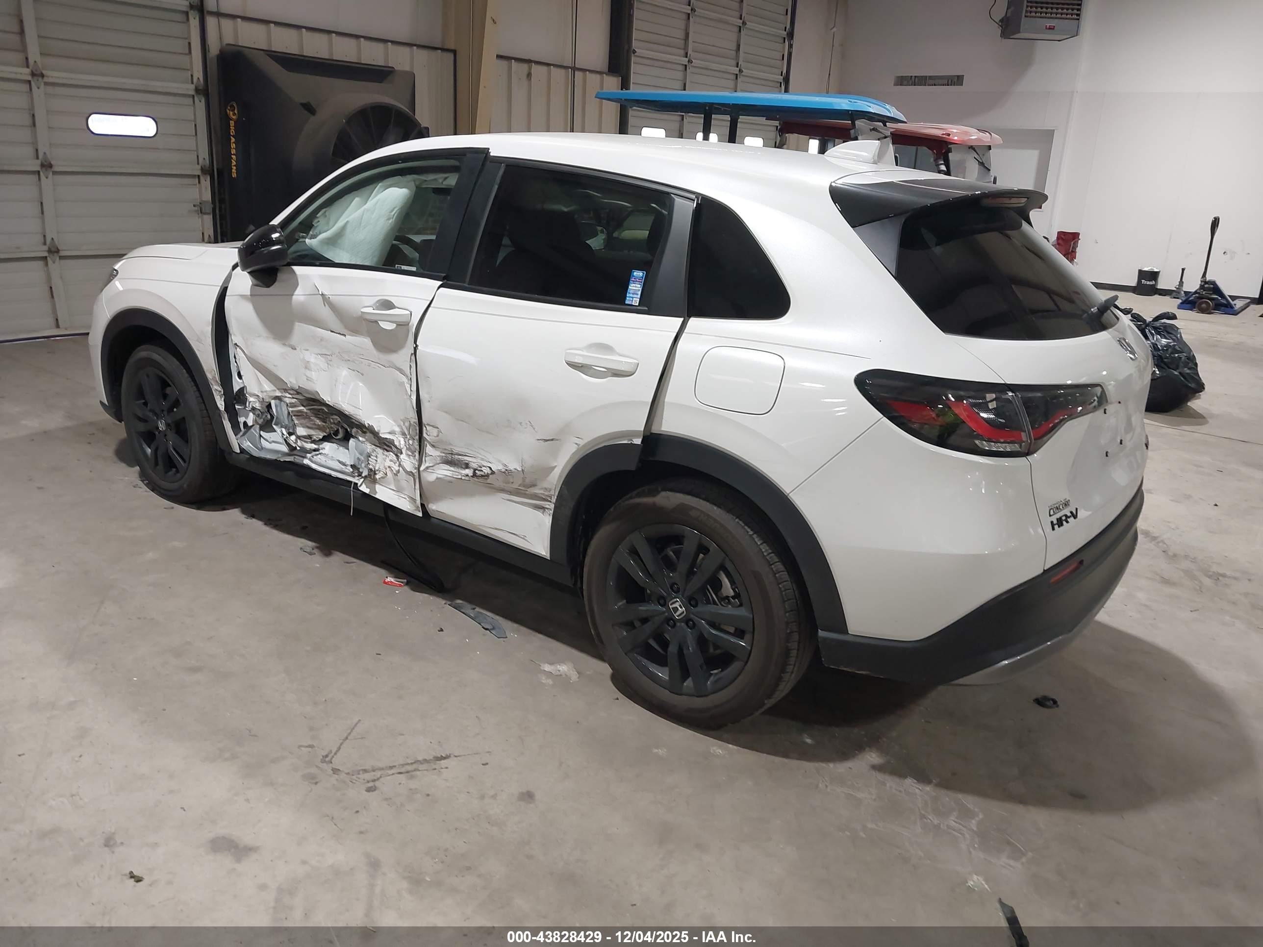 HONDA HR-V image 3