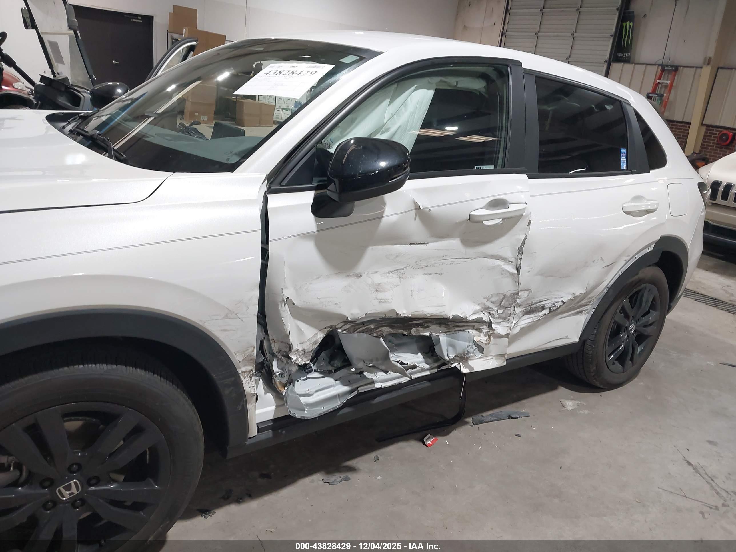 HONDA HR-V image 6