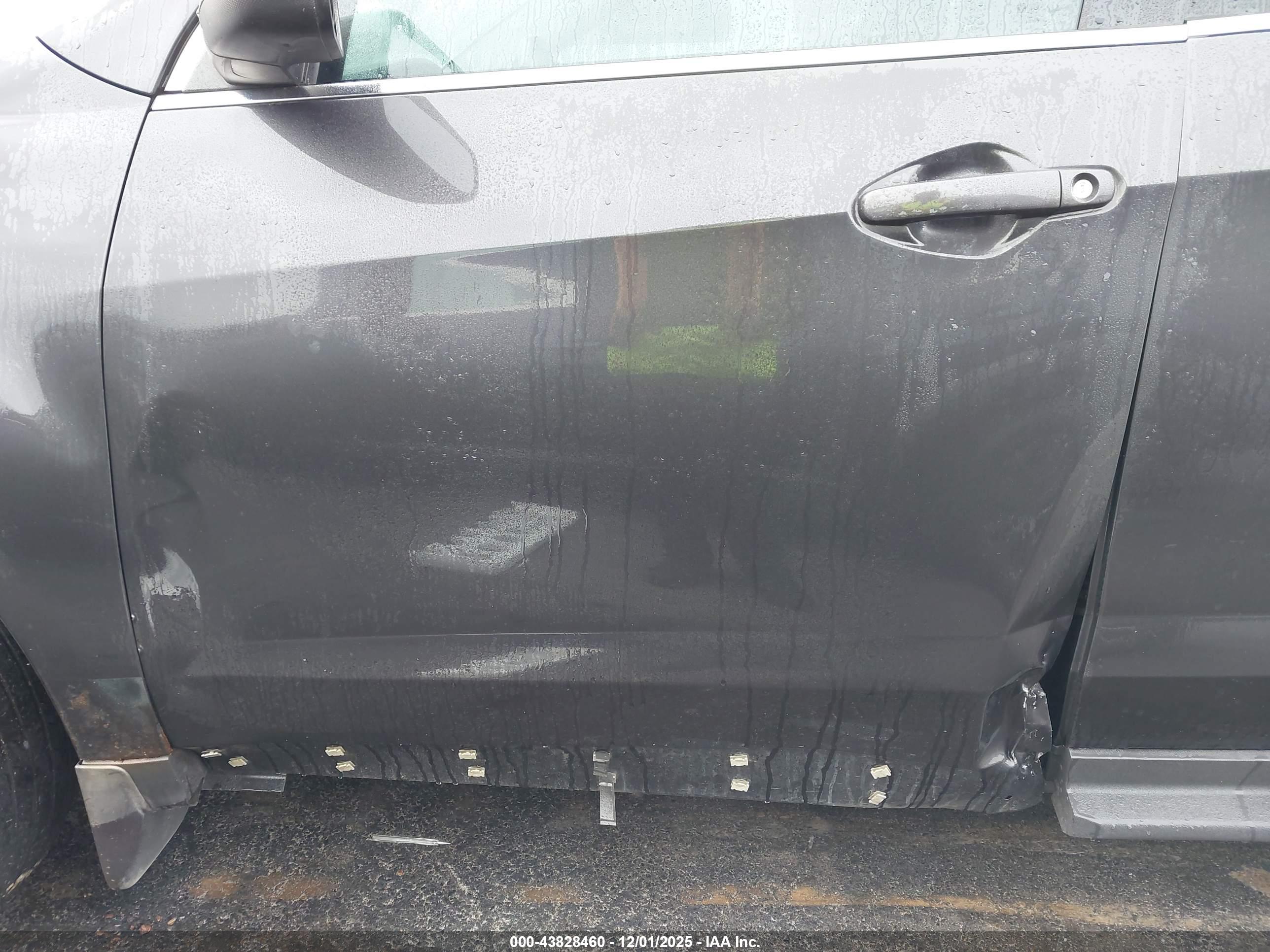 CHEVROLET EQUINOX image 6