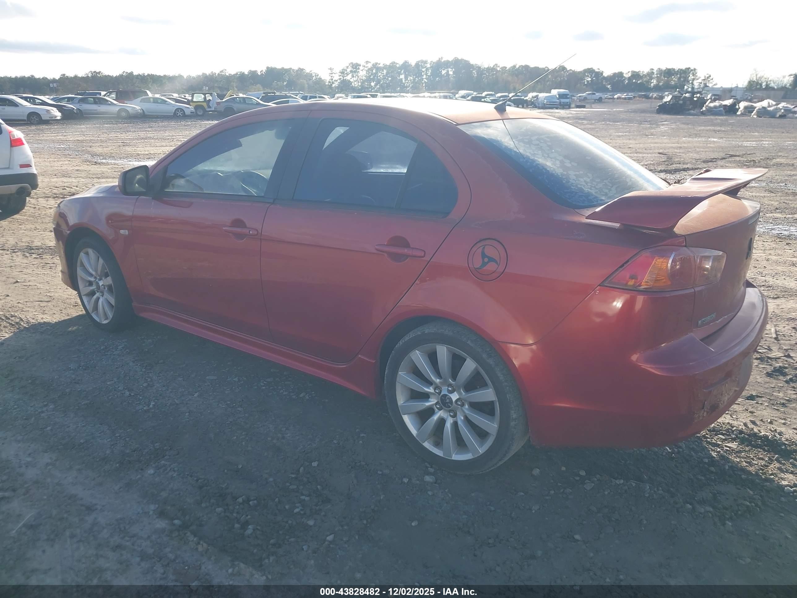 MITSUBISHI LANCER image 3