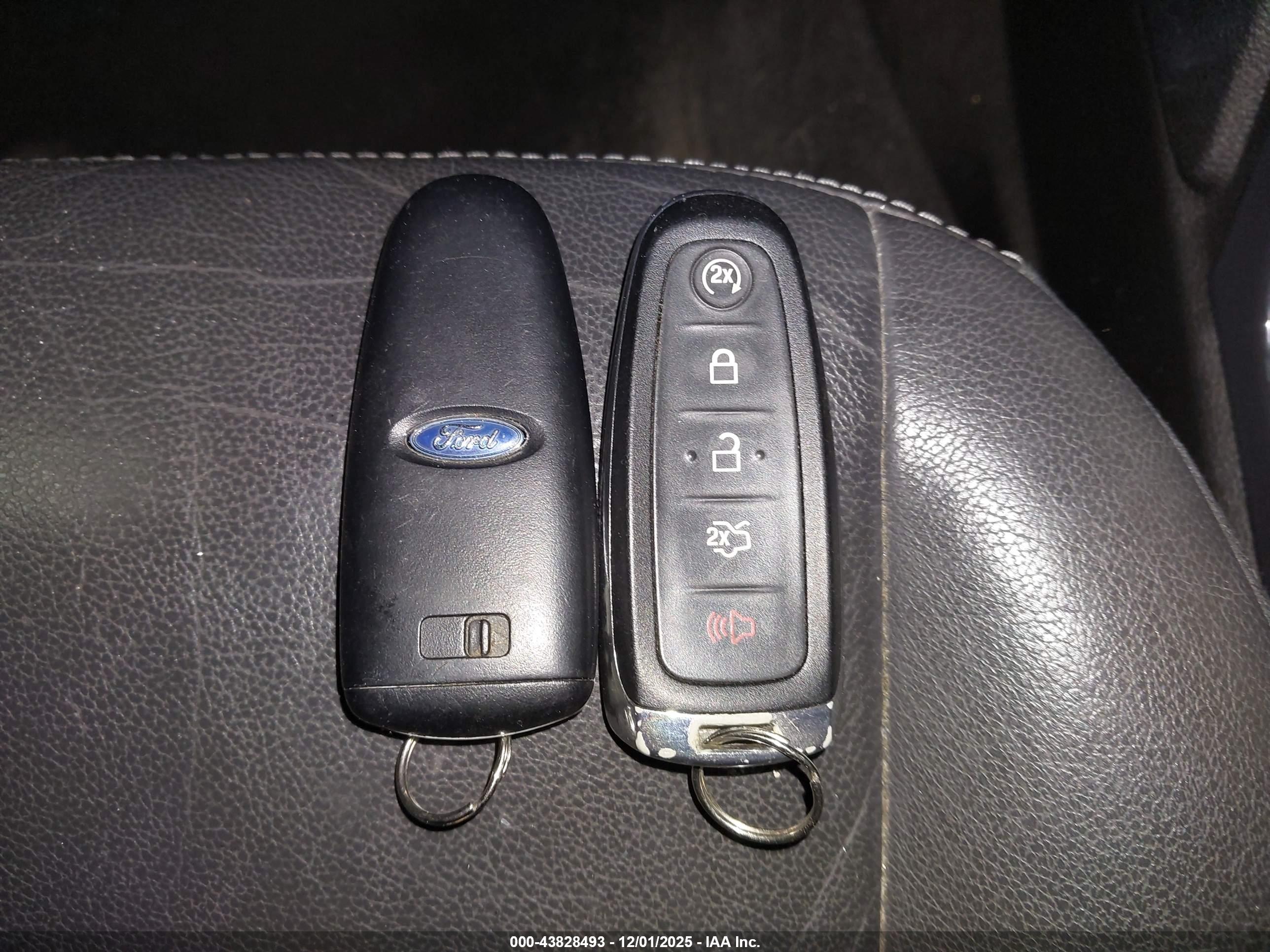 FORD ESCAPE image 11