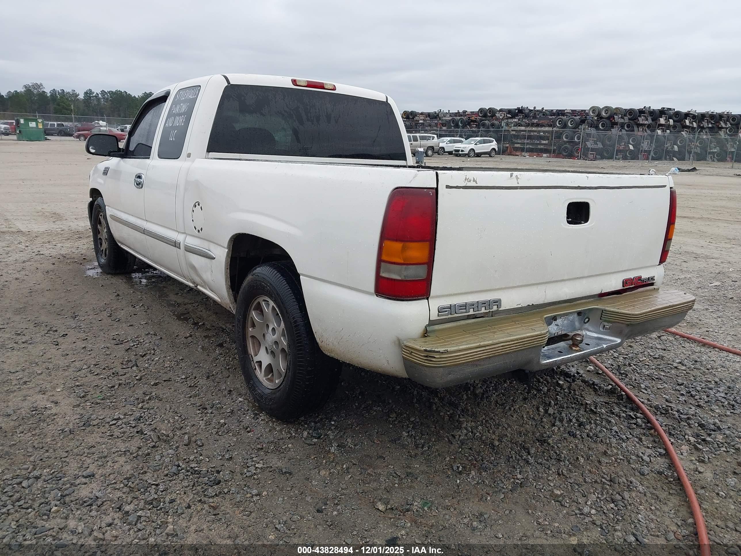 GMC SIERRA image 3