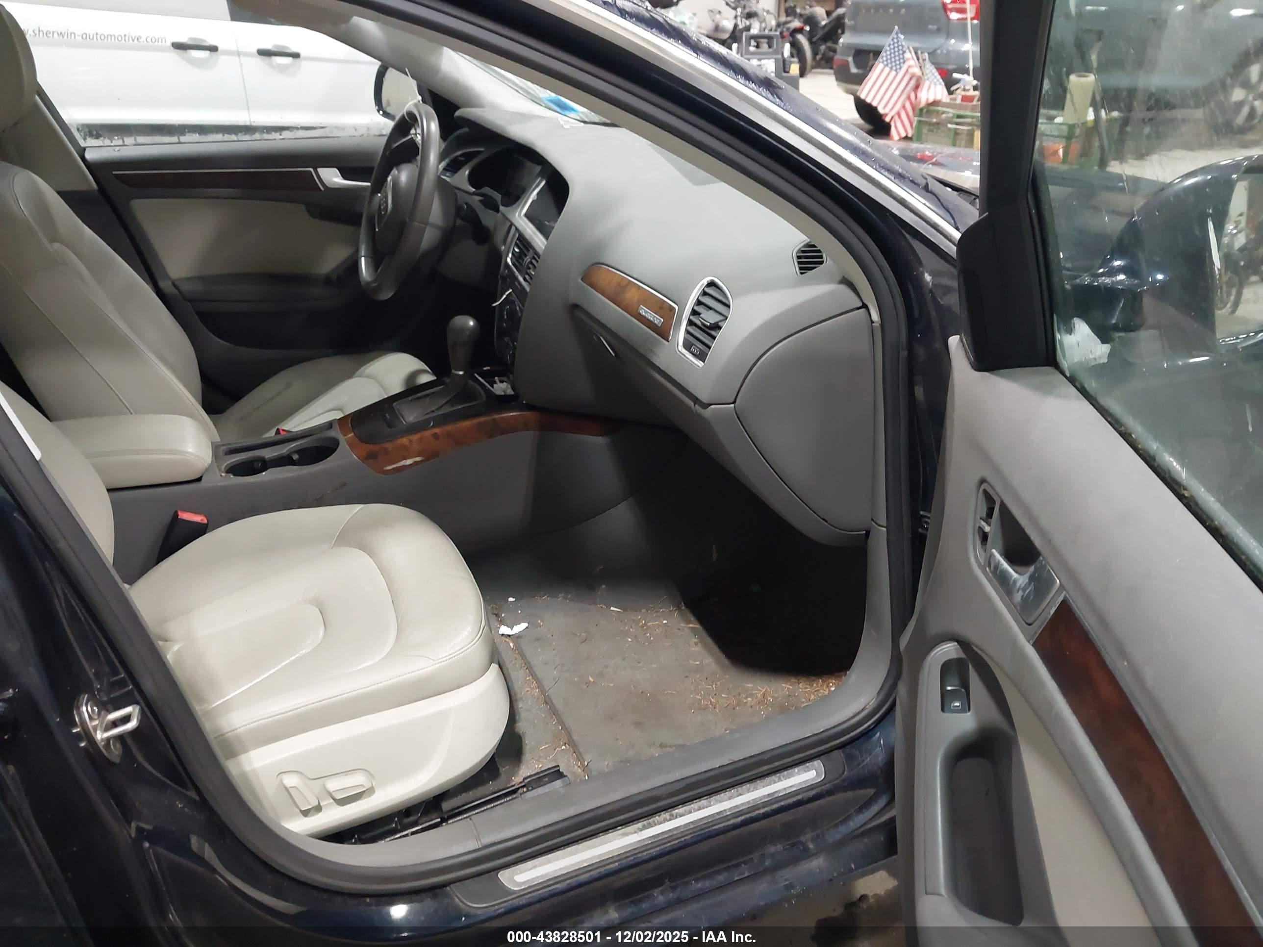 AUDI A4 image 5