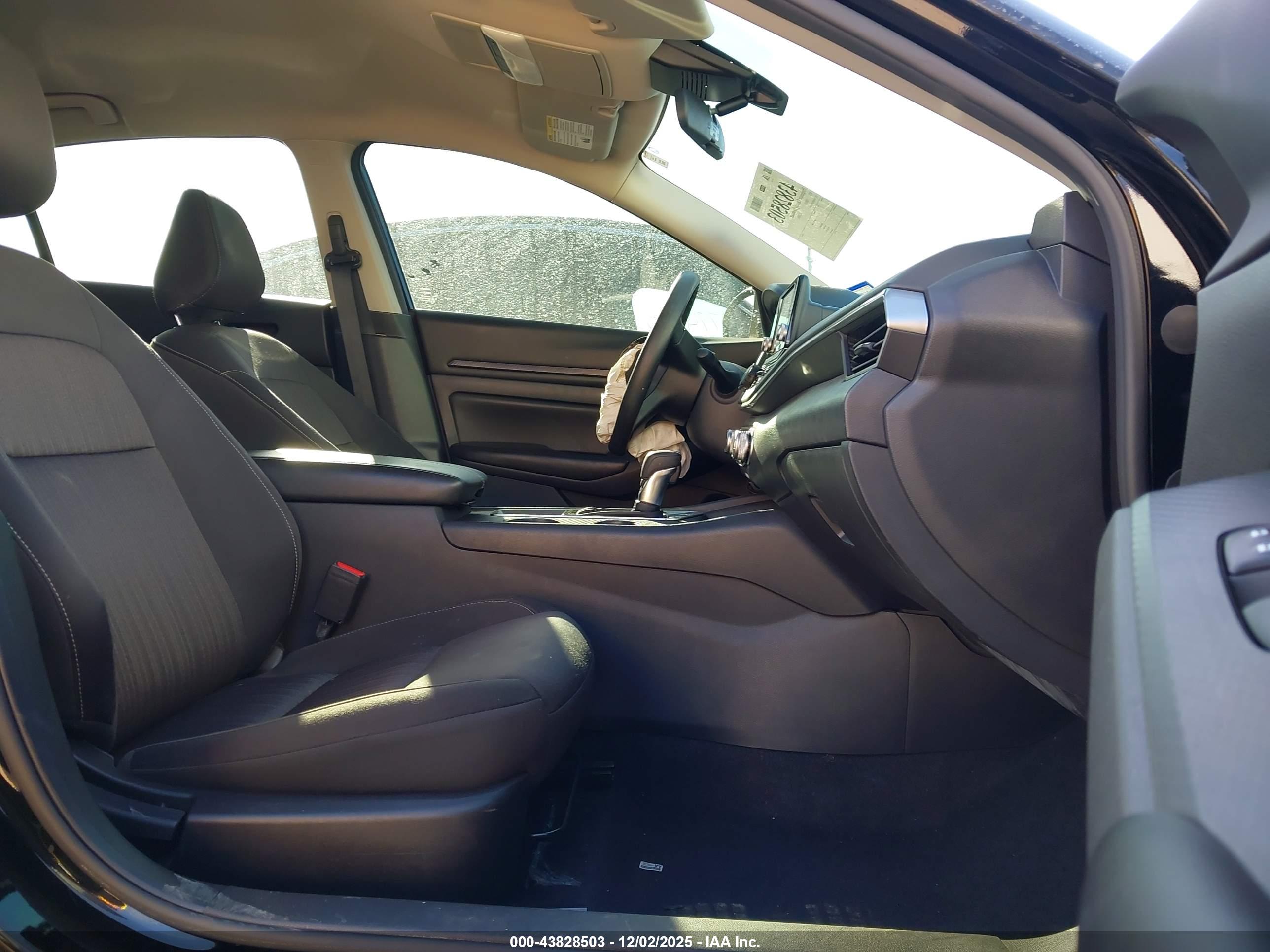 NISSAN ALTIMA image 5