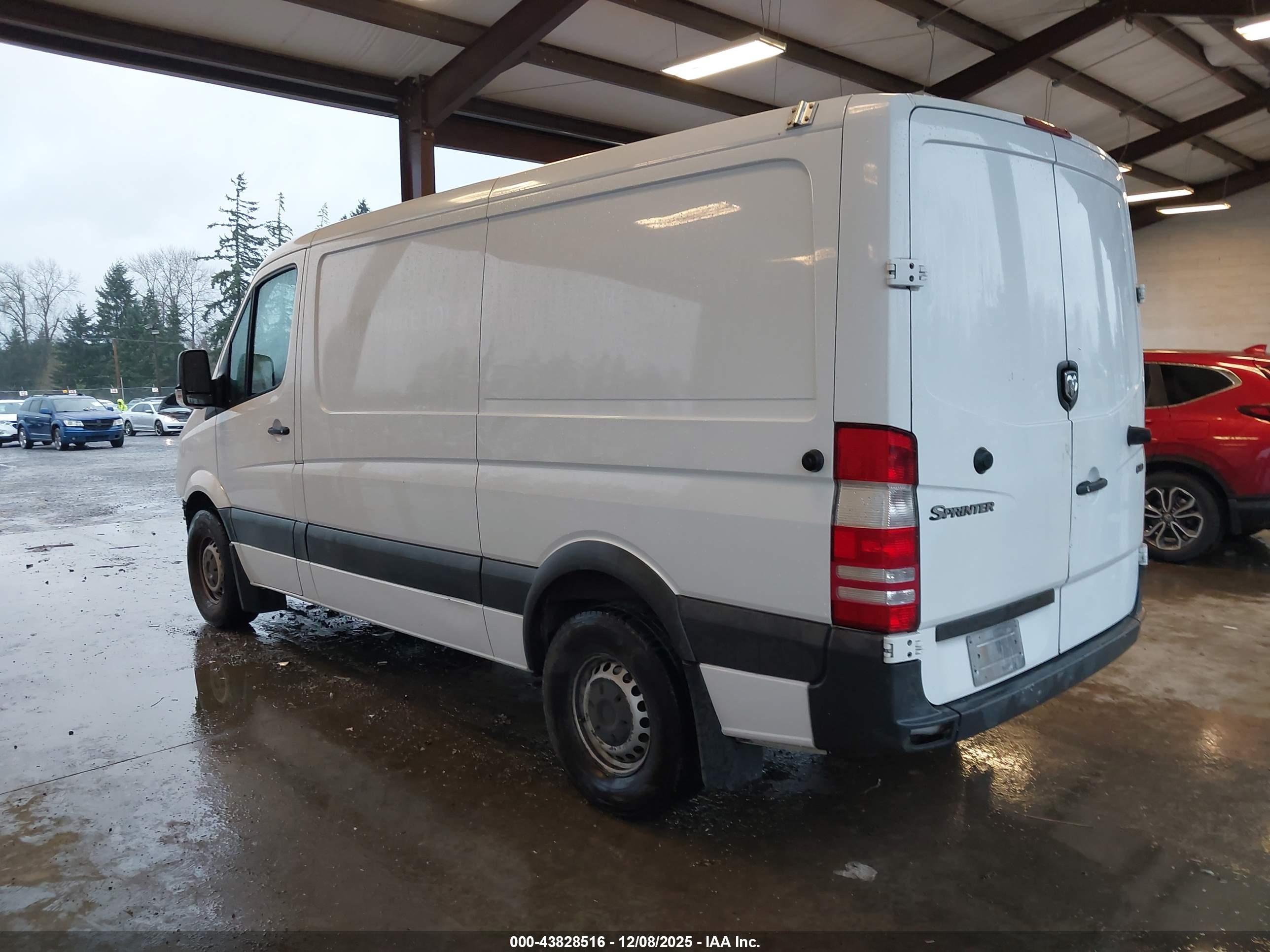 DODGE SPRINTER image 3