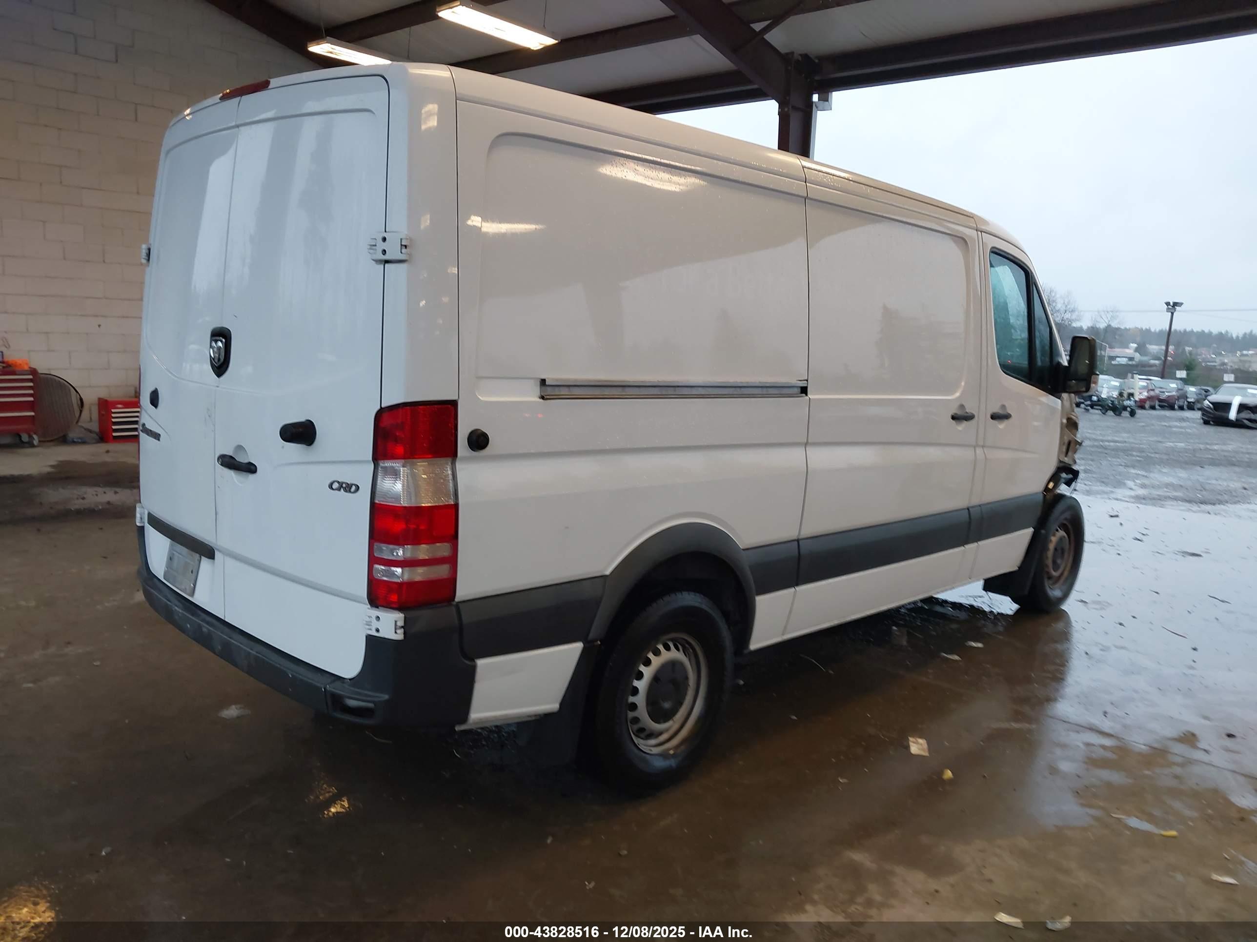 DODGE SPRINTER image 4