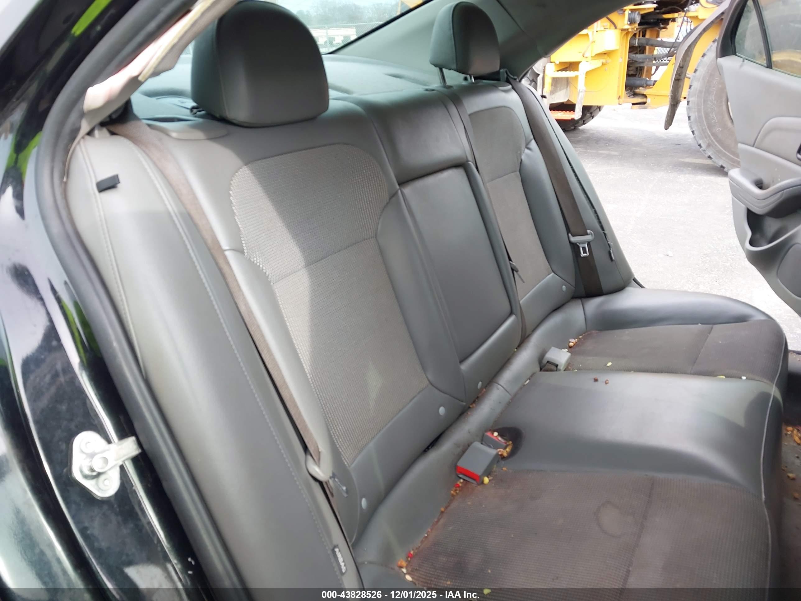 CHEVROLET MALIBU image 8